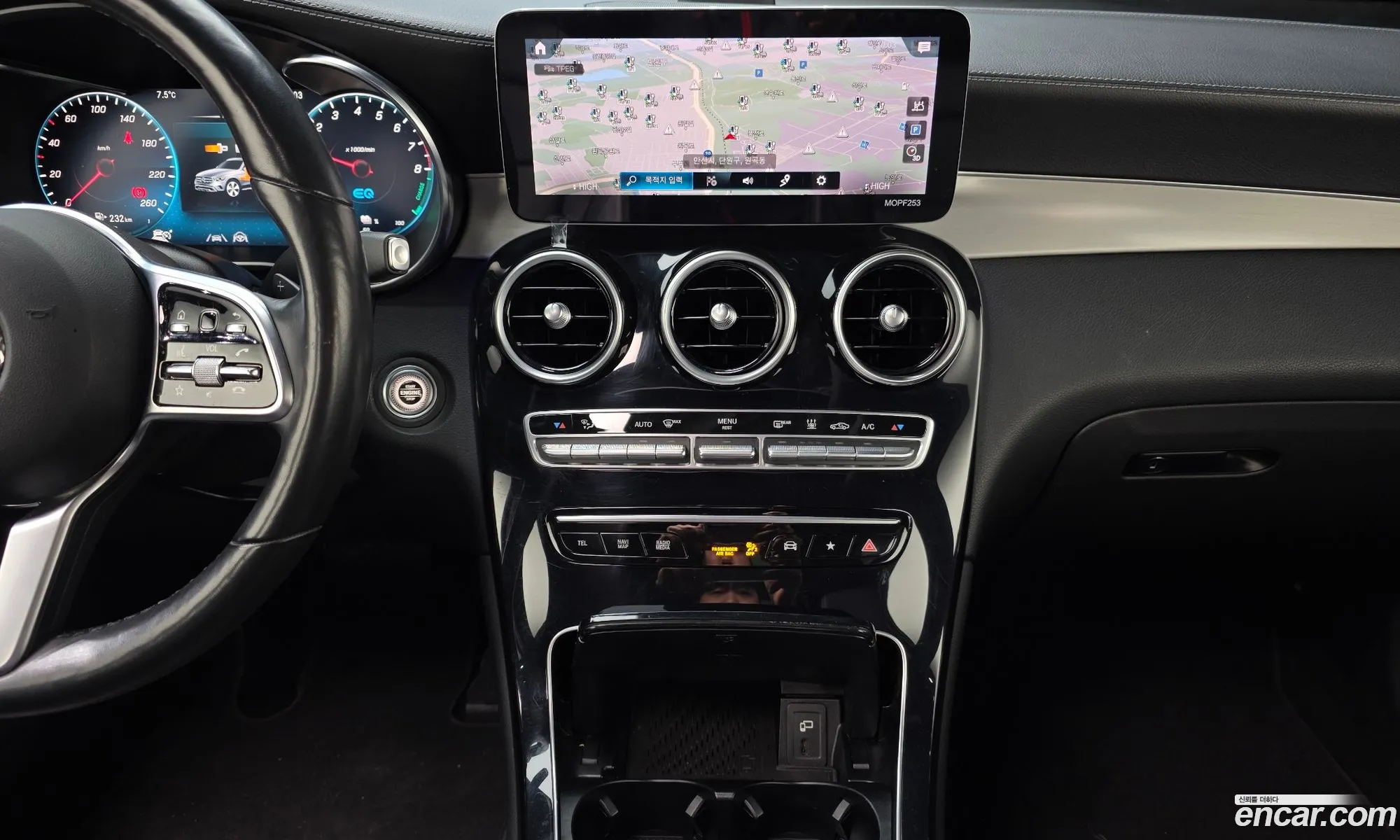 Mercedes-Benz GLC-Class X253 2021 — 19