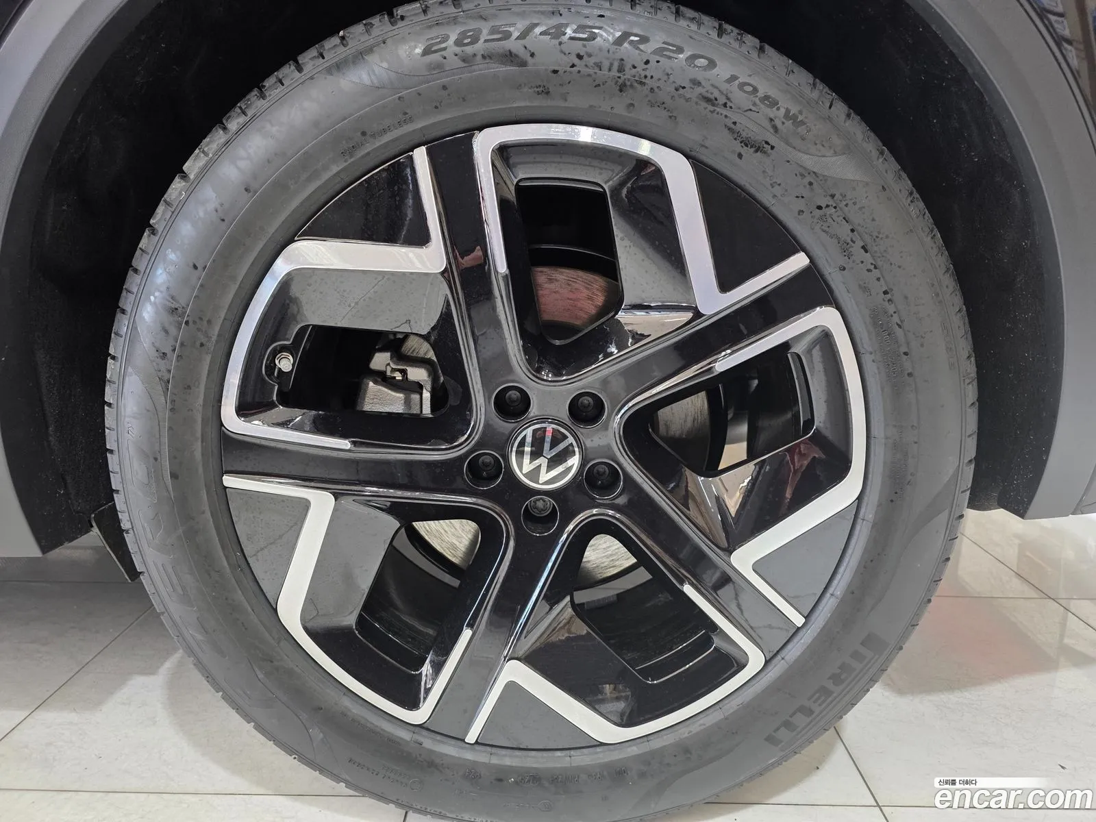 Volkswagen Touareg 2025 — 10