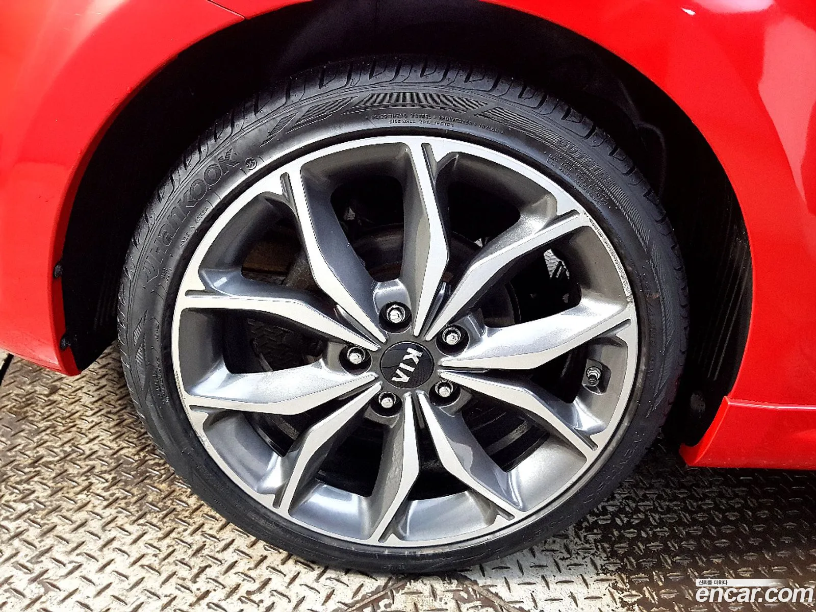 Kia K3 Koup 2016 — 3