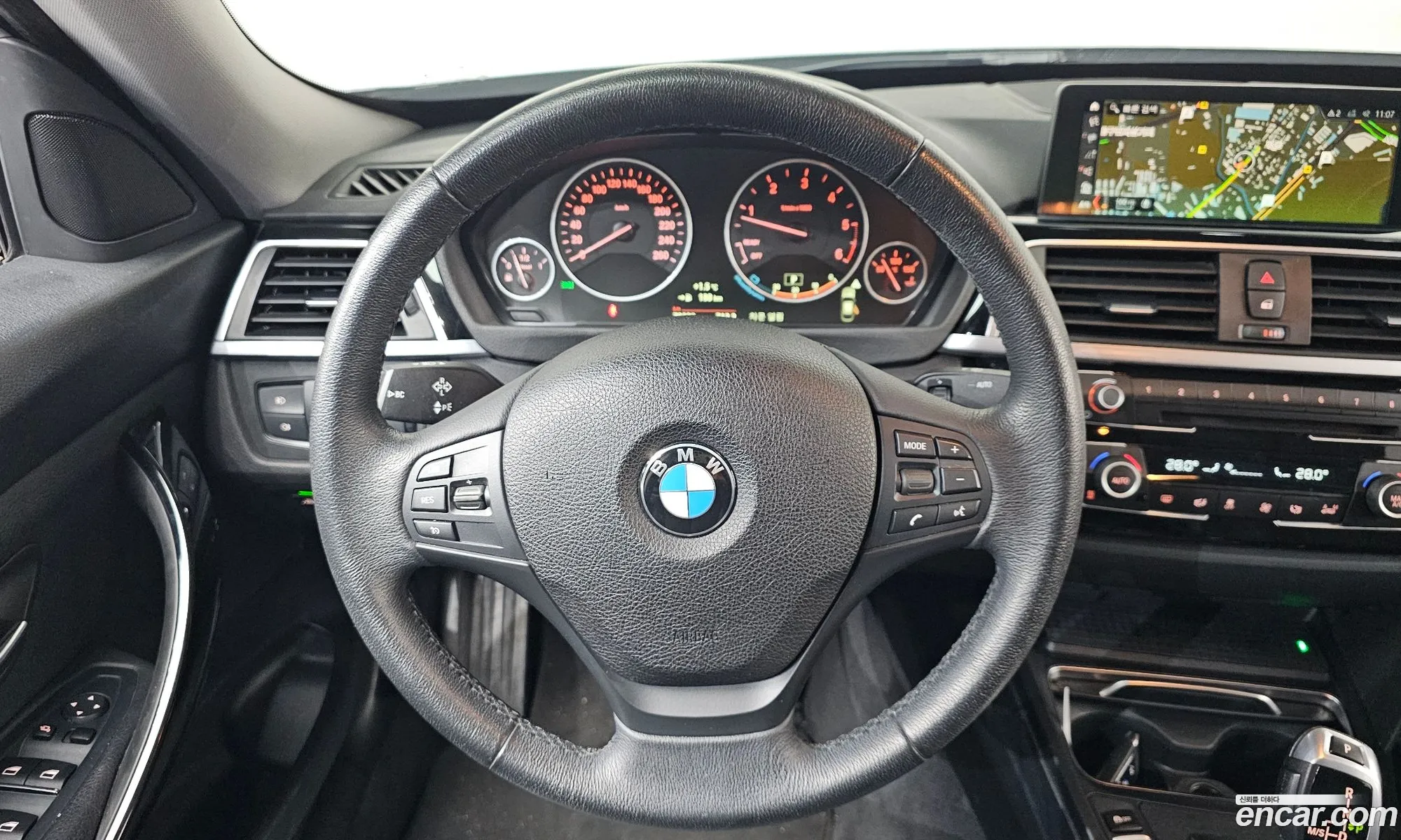 BMW 3 Series GT 2018 — 19