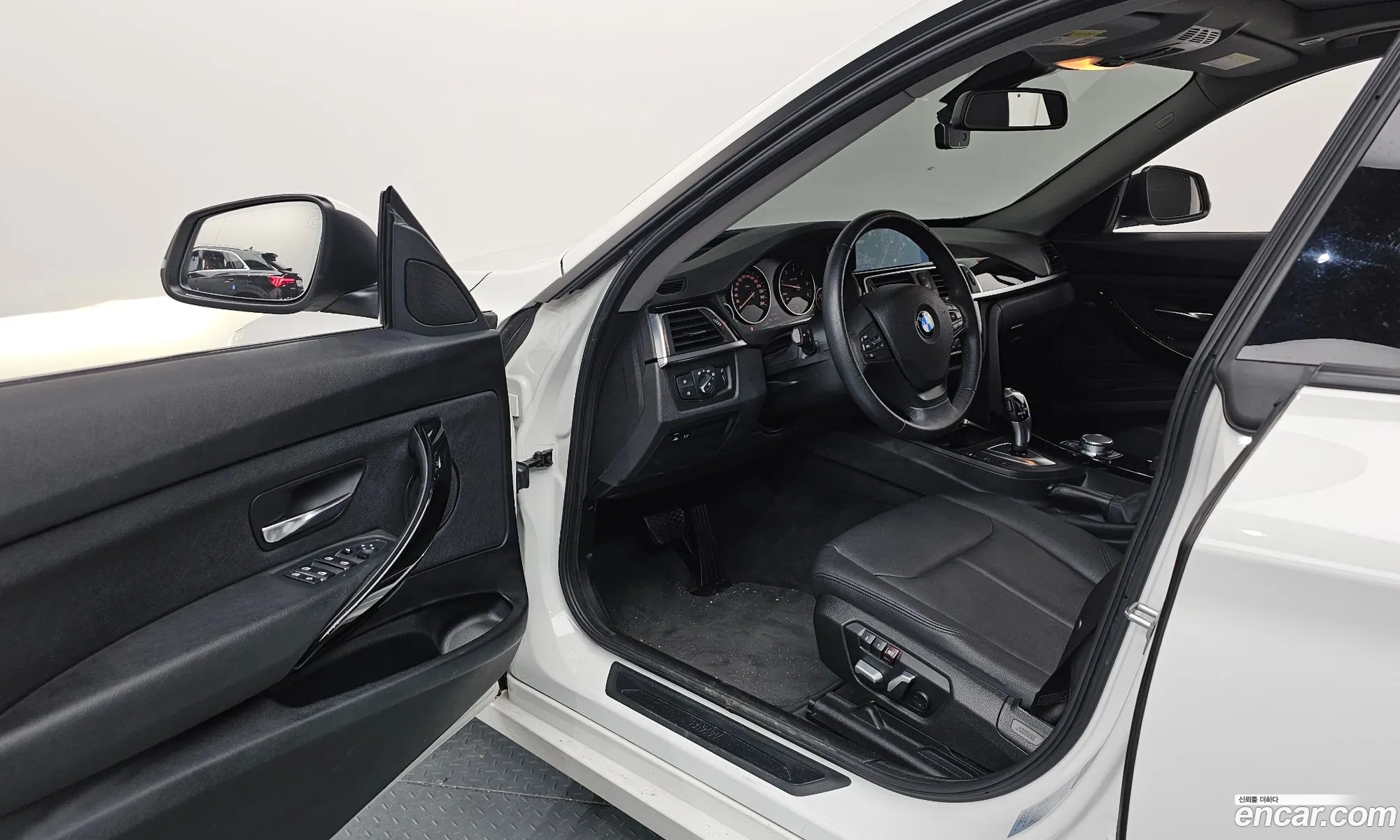 BMW 3 Series GT 2018 — 13