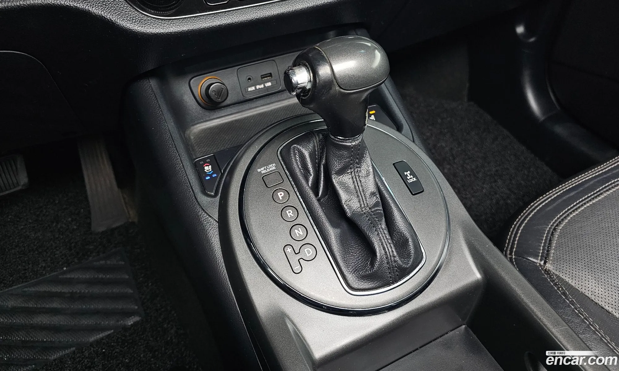 Kia Sportage R 2012 — 14