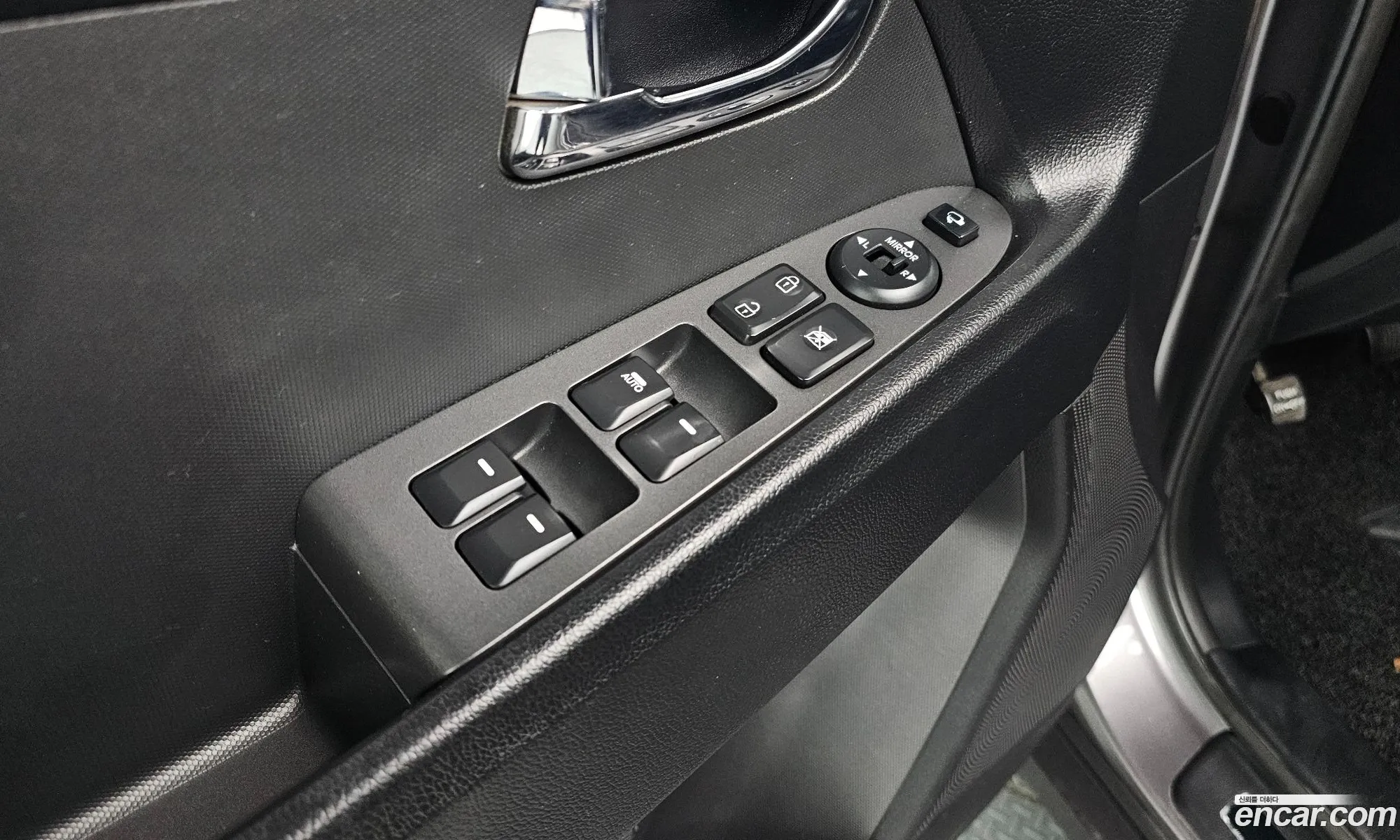 Kia Sportage R 2012 — 10