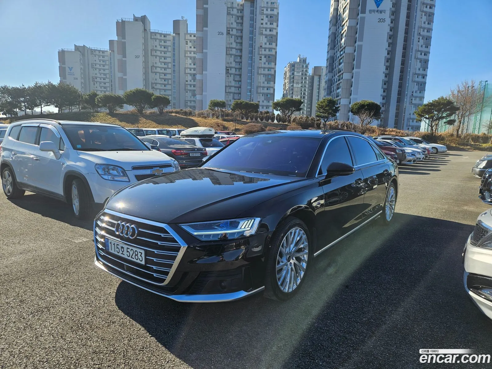 Audi A8 2021 — 8