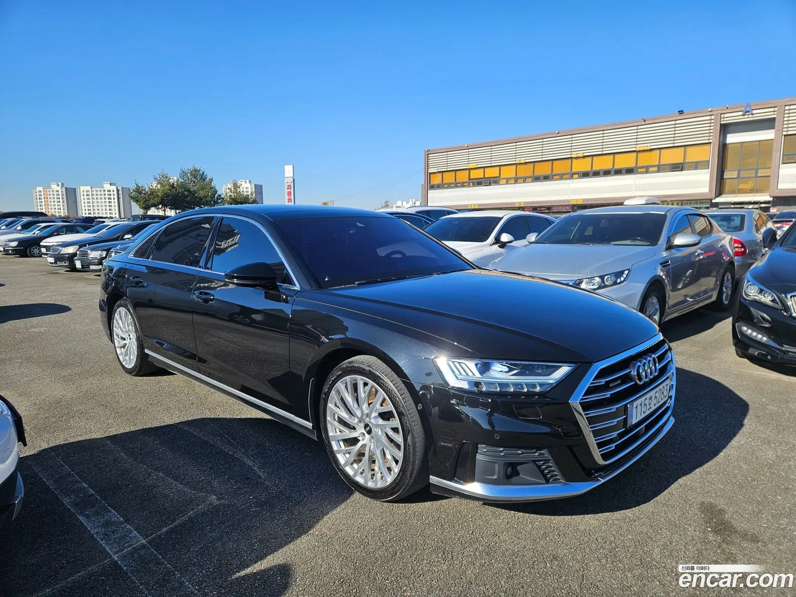 Audi A8 2021 — 4