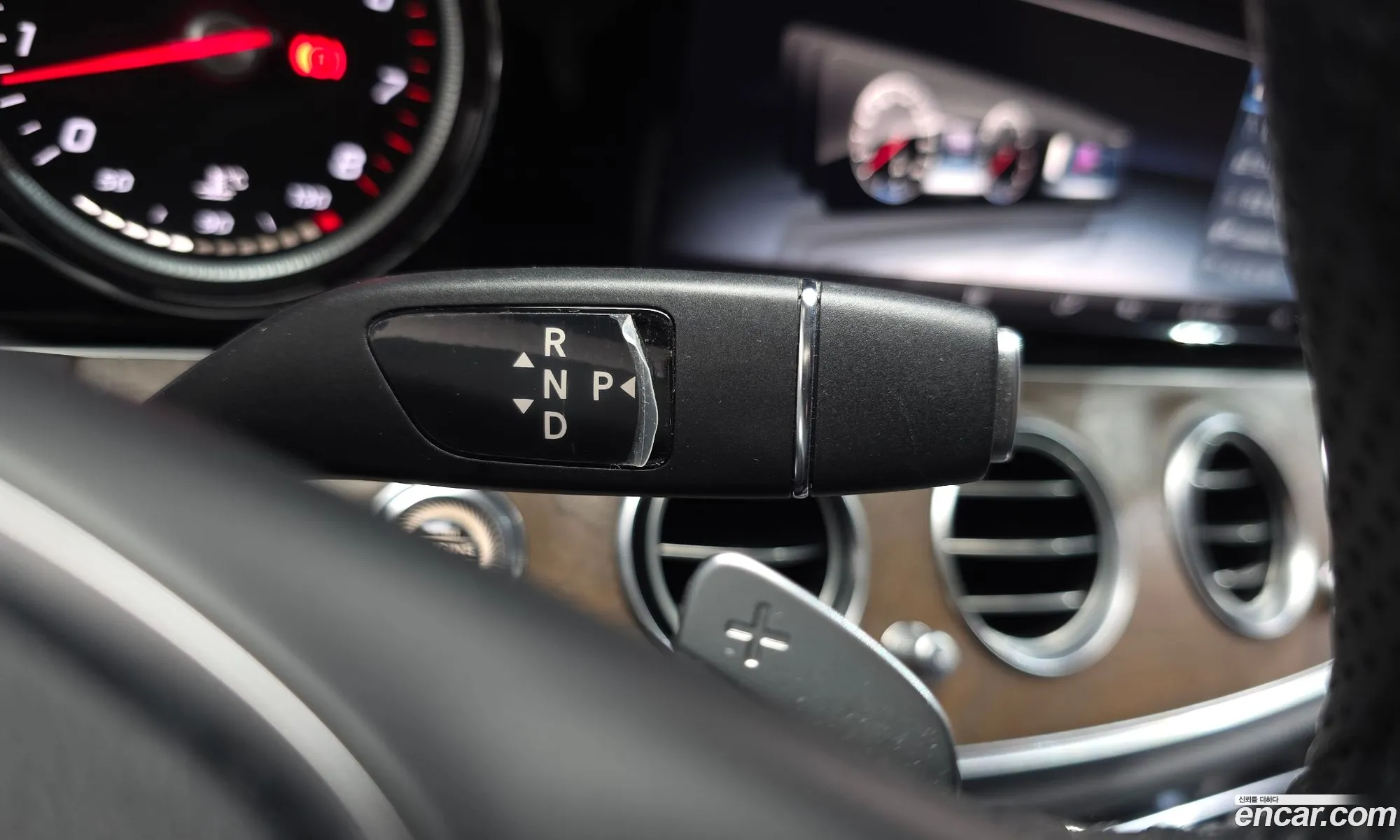Mercedes-Benz E-Class W213 2018 WDDZF4KB7JA372724 — 15