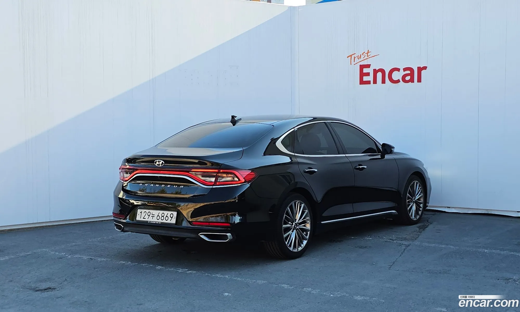 Hyundai Grandeur IG 2016 — 18