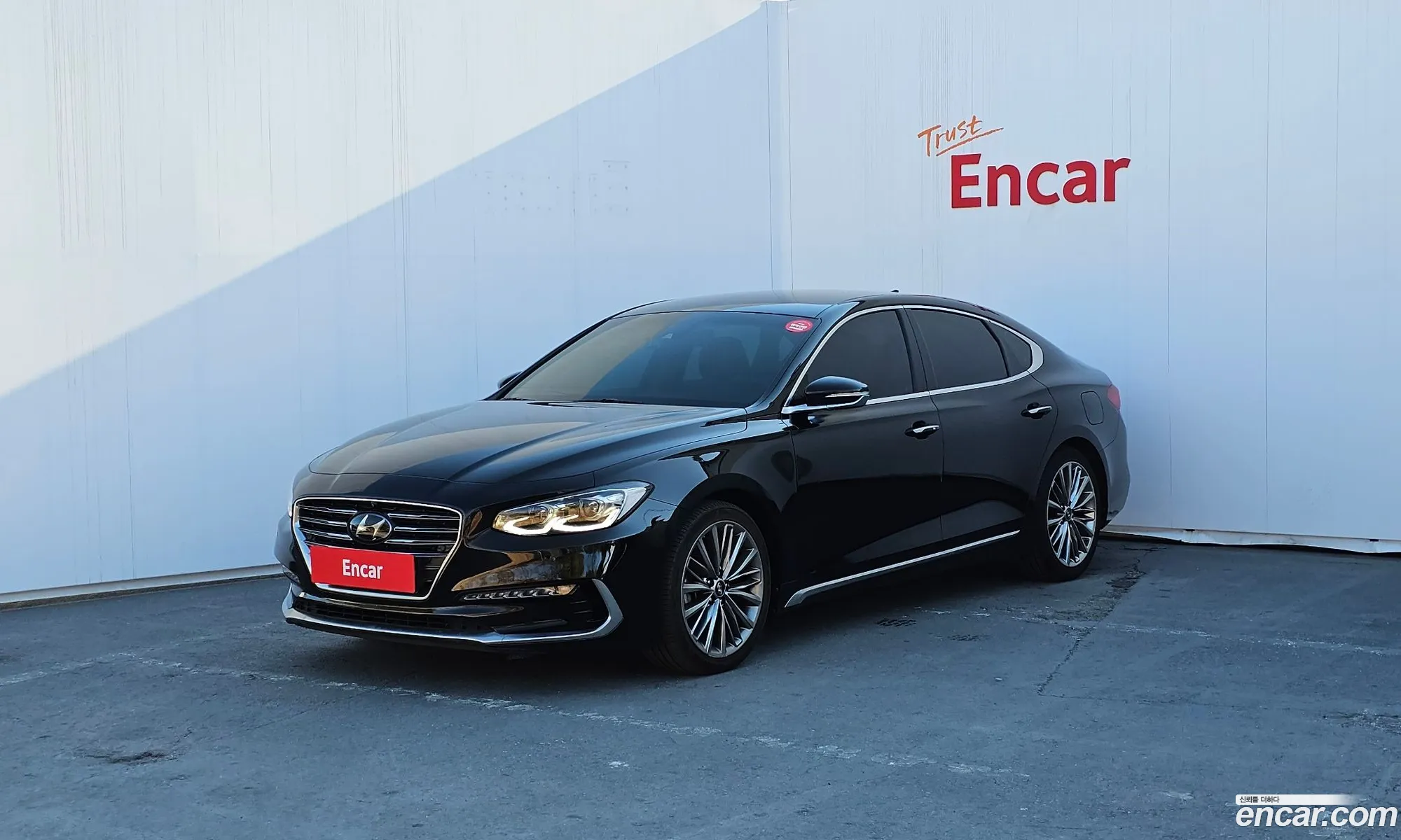 Hyundai Grandeur IG 2016 — 19
