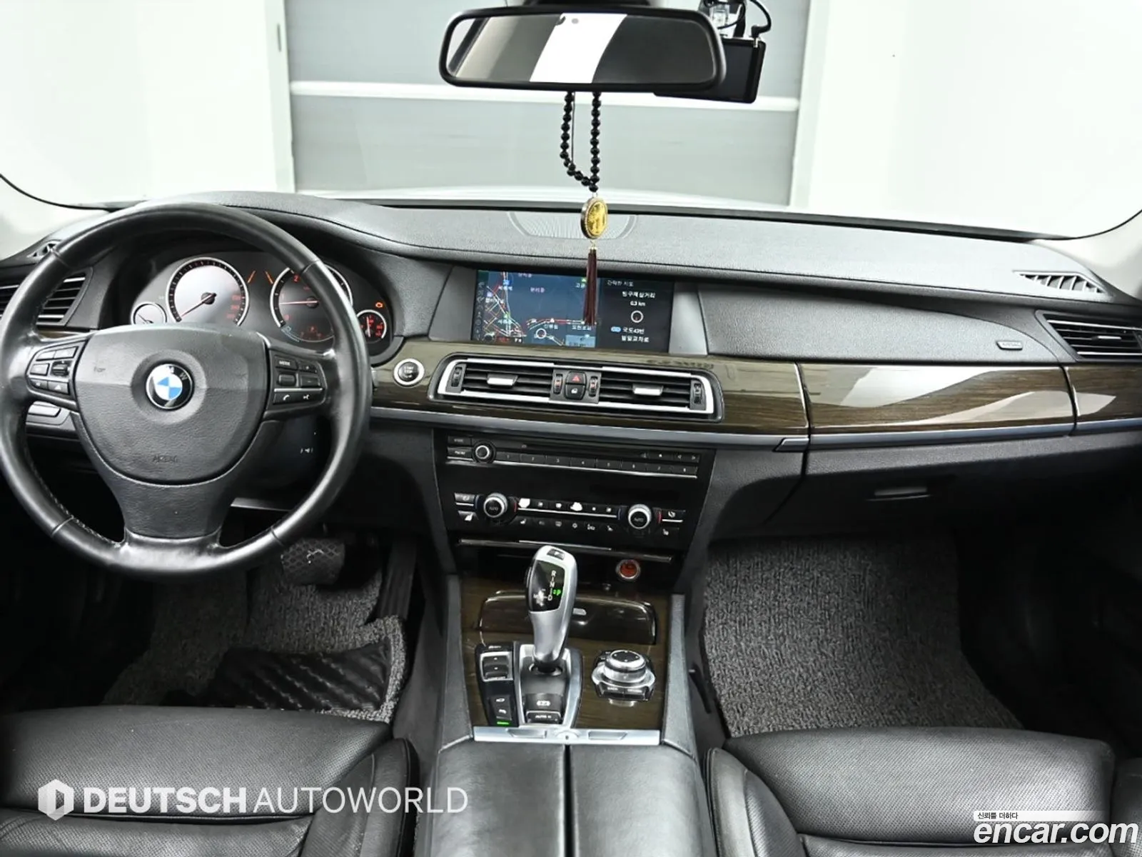 BMW 7 Series 2011 — 15