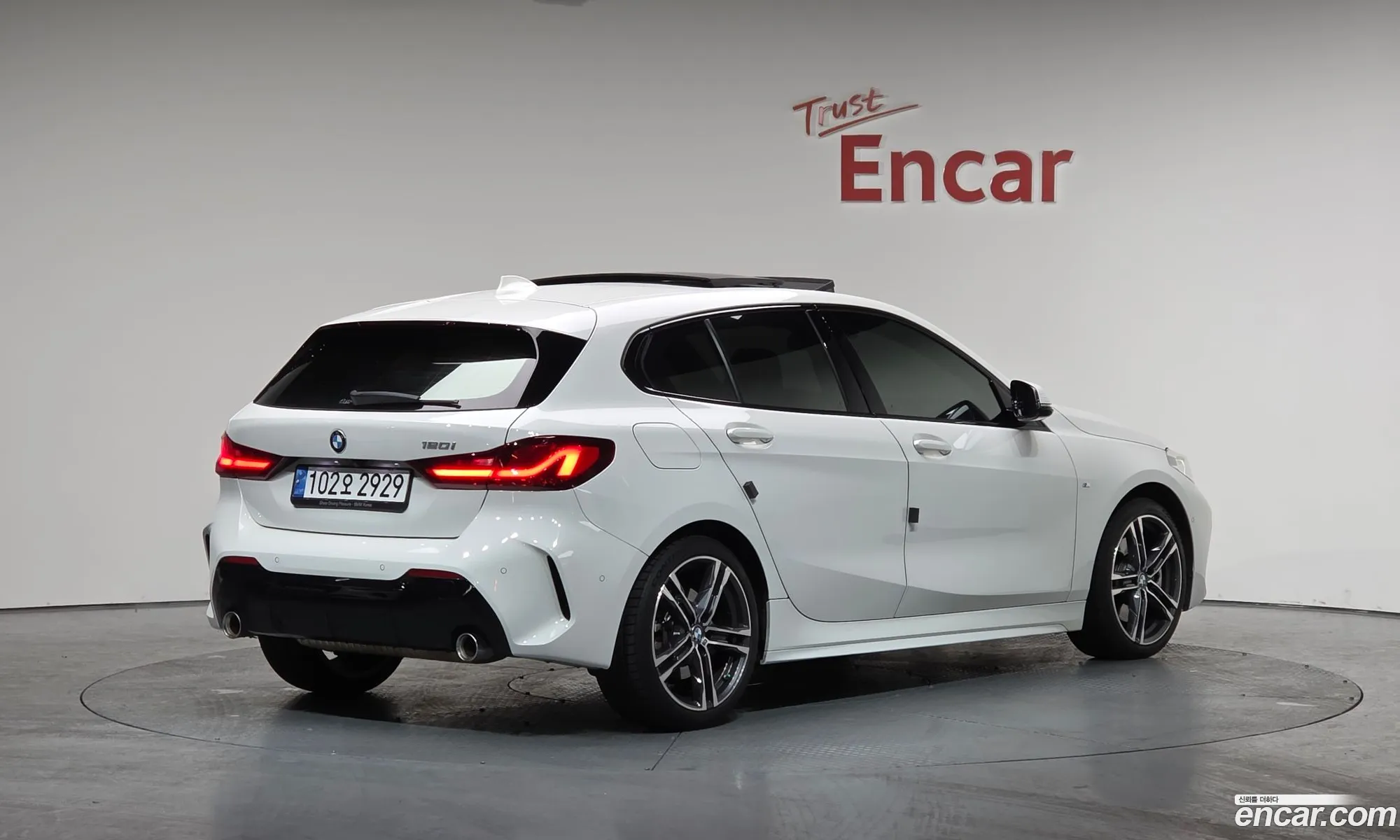 BMW 1 Series 2021 — 16