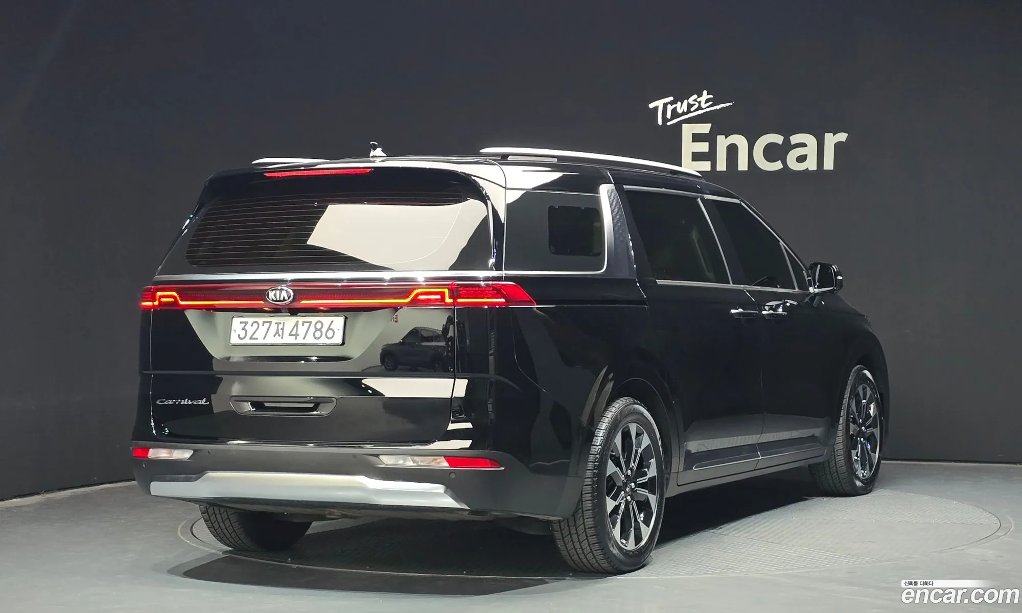 Kia Carnival 2020 — 6