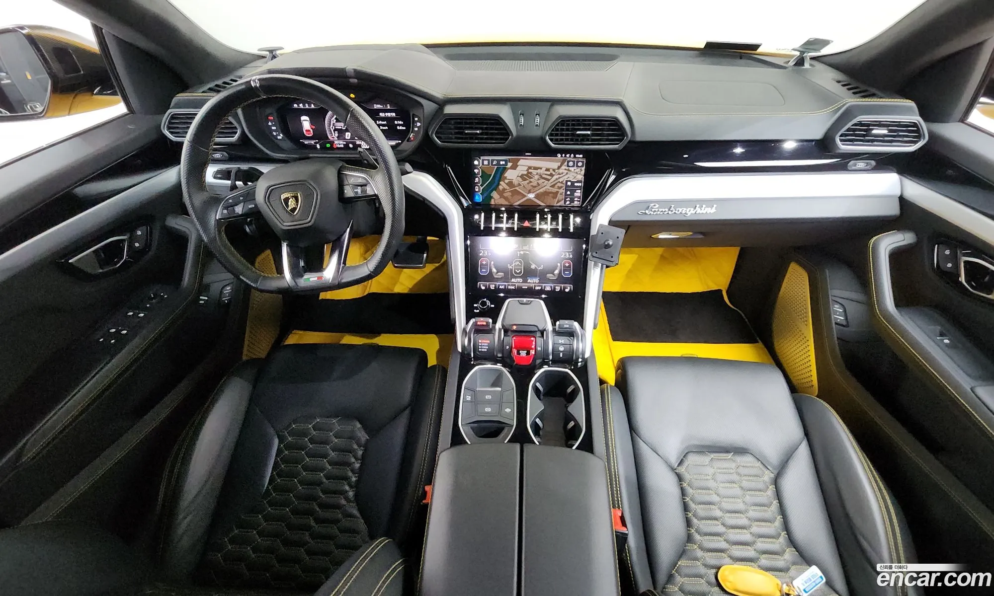 Lamborghini Urus 2020 11111111111111111 — 19