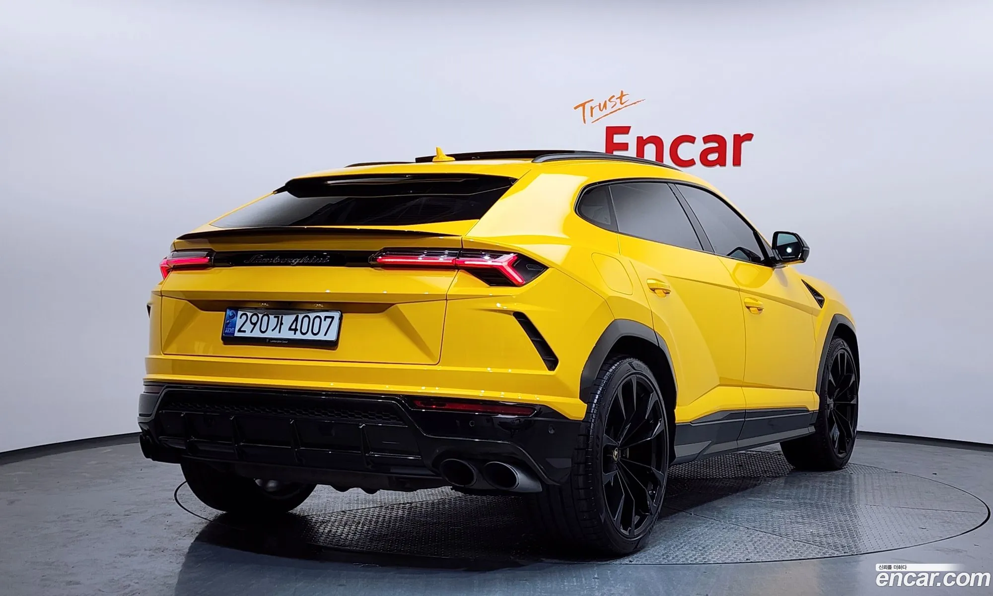 Lamborghini Urus 2020 11111111111111111 — 2