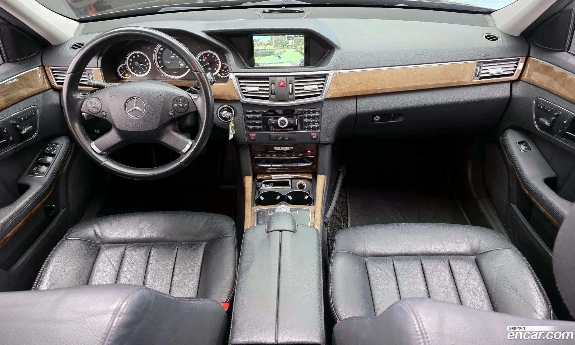 Mercedes-Benz E-Class W212 2011 WDDHF5DB5BA382605 — 8