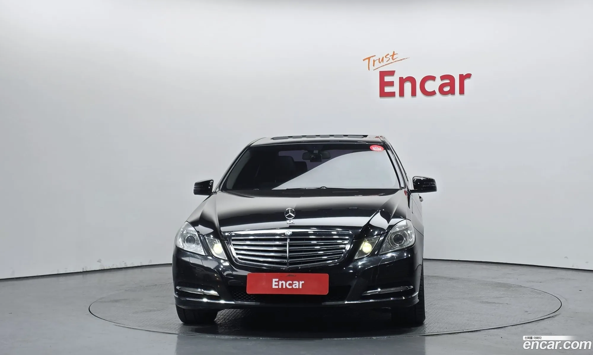 Mercedes-Benz E-Class W212 2011 WDDHF5DB5BA382605 — 13
