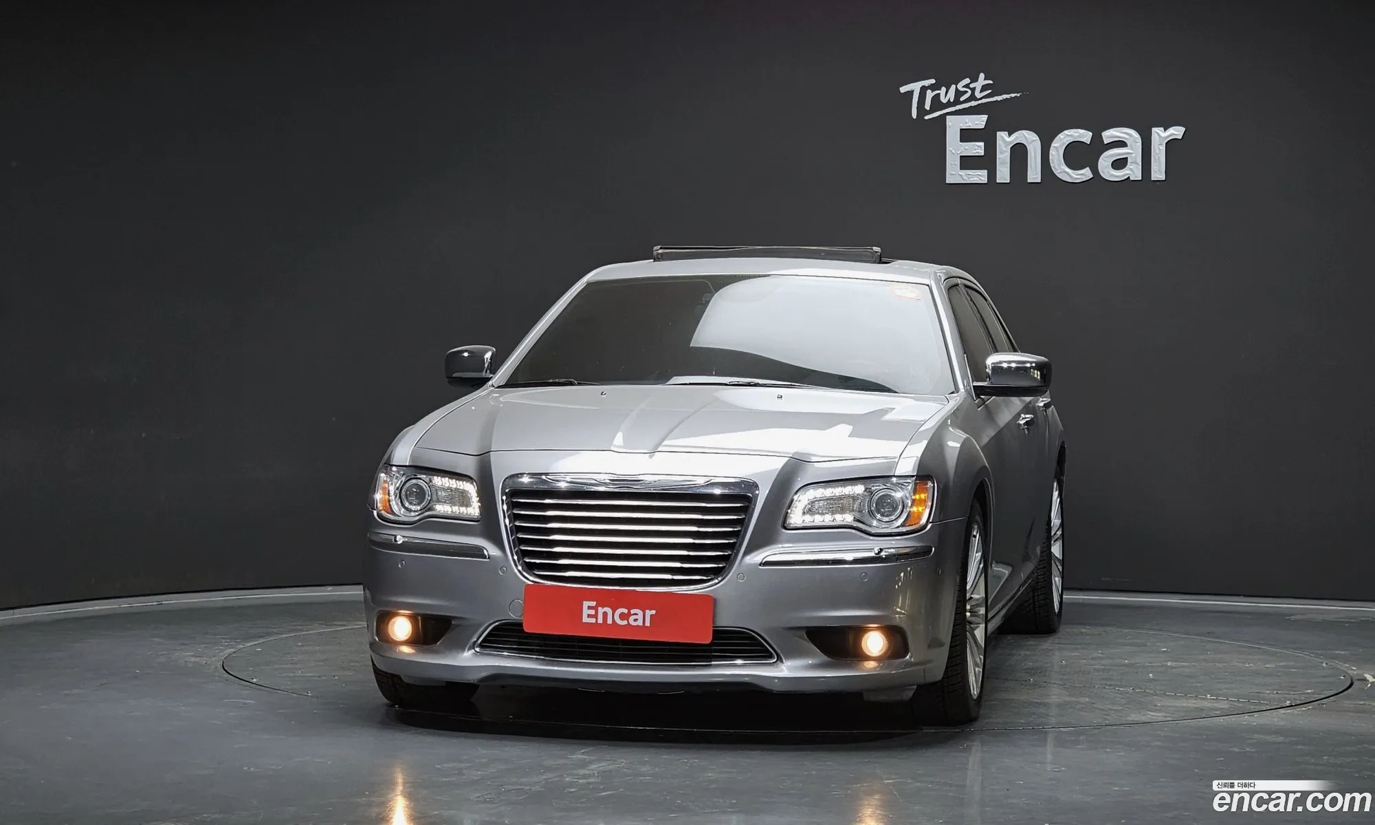 Chrysler 300C 2013 2C3CCACMXDH691472 — 17