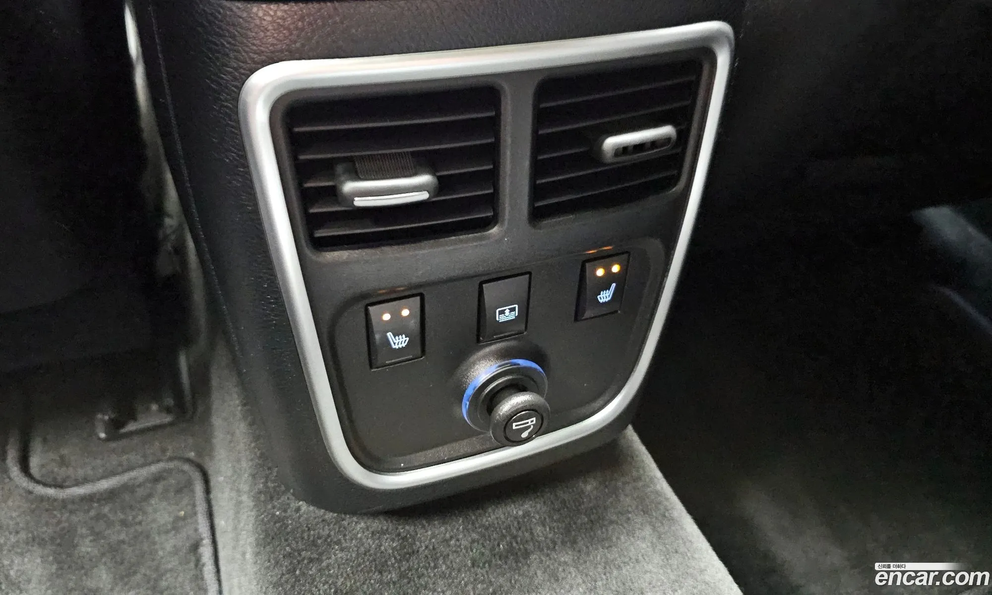 Chrysler 300C 2013 2C3CCACMXDH691472 — 14