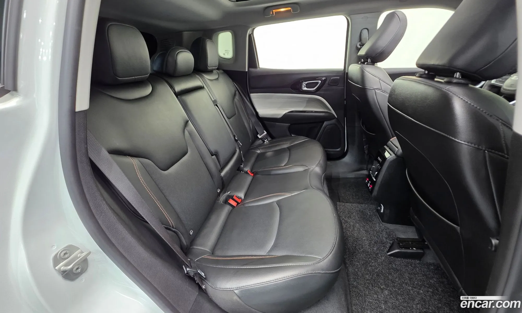 Jeep Compass 2022 3C4NJDCB4NT173893 — 20