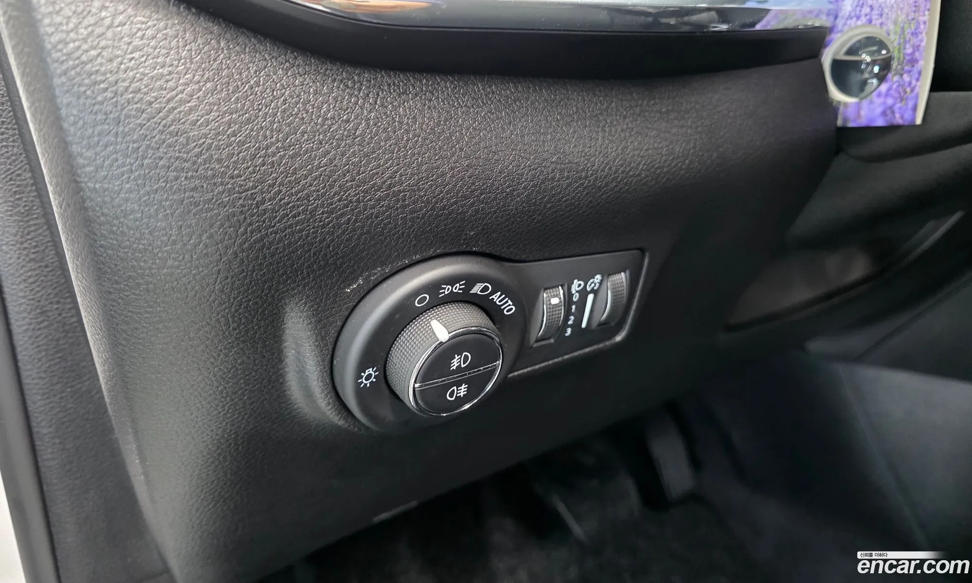 Jeep Compass 2022 3C4NJDCB4NT173893 — 12