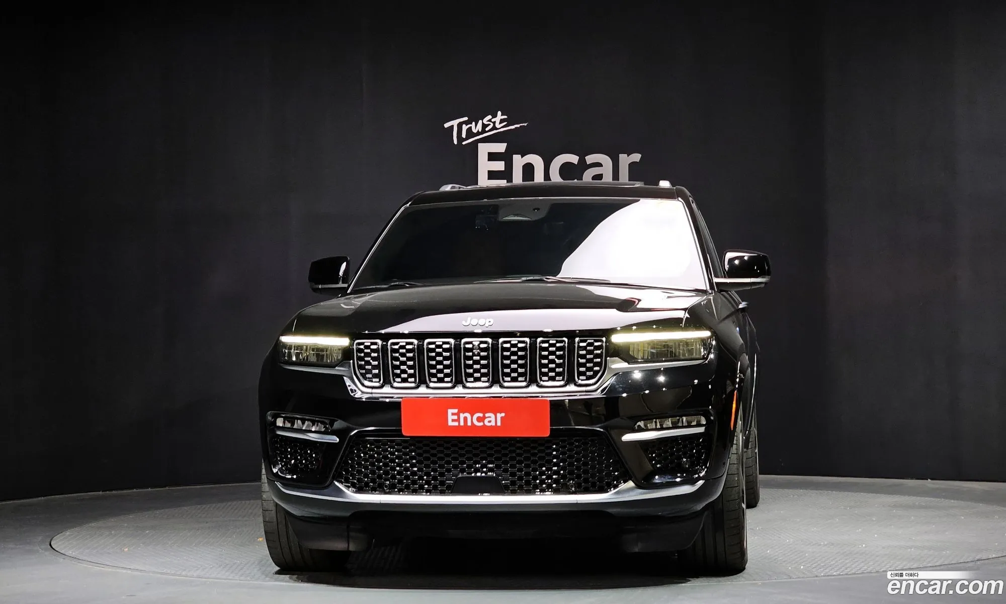Jeep Grand Cherokee 2023 — 14