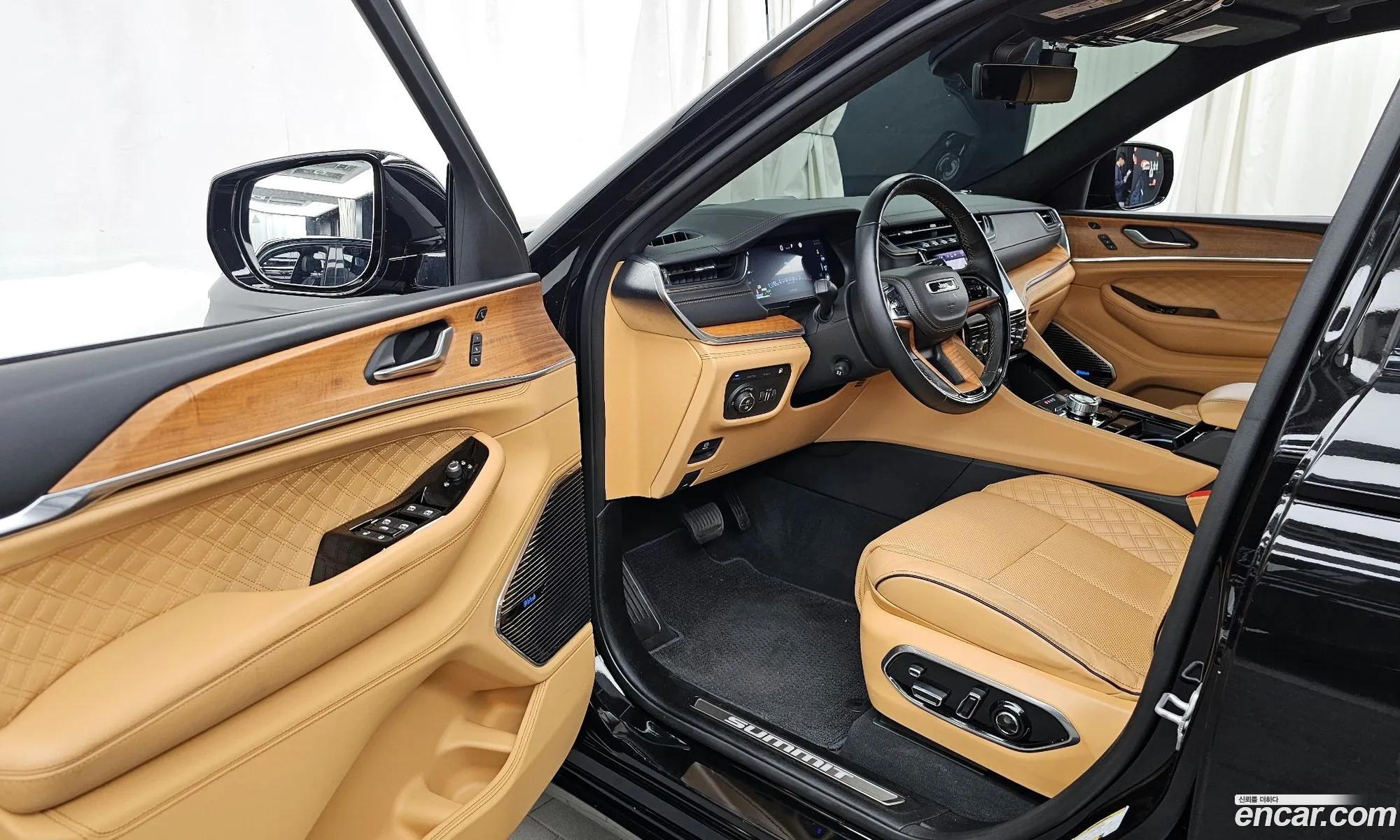 Jeep Grand Cherokee 2023 — 3