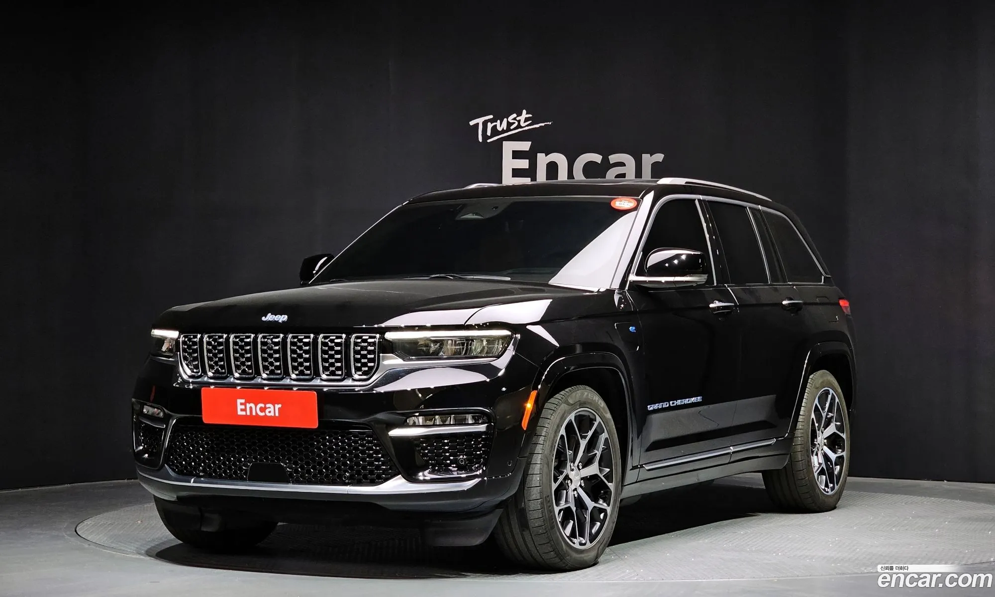 Jeep Grand Cherokee 2023 — 11