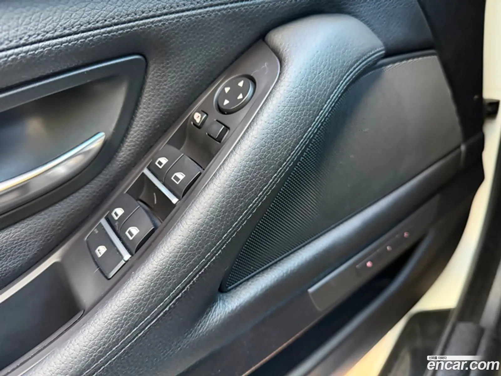BMW 5 Series 2012 — 14