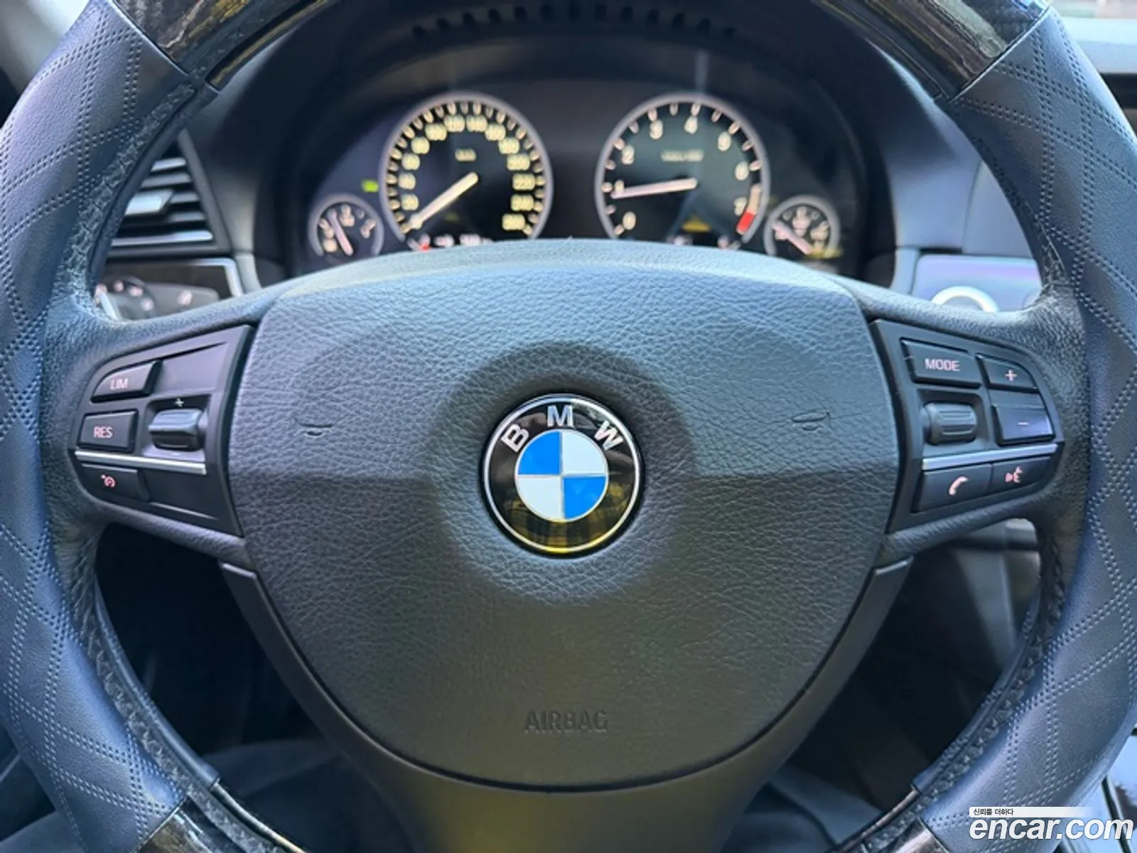 BMW 5 Series 2012 — 11