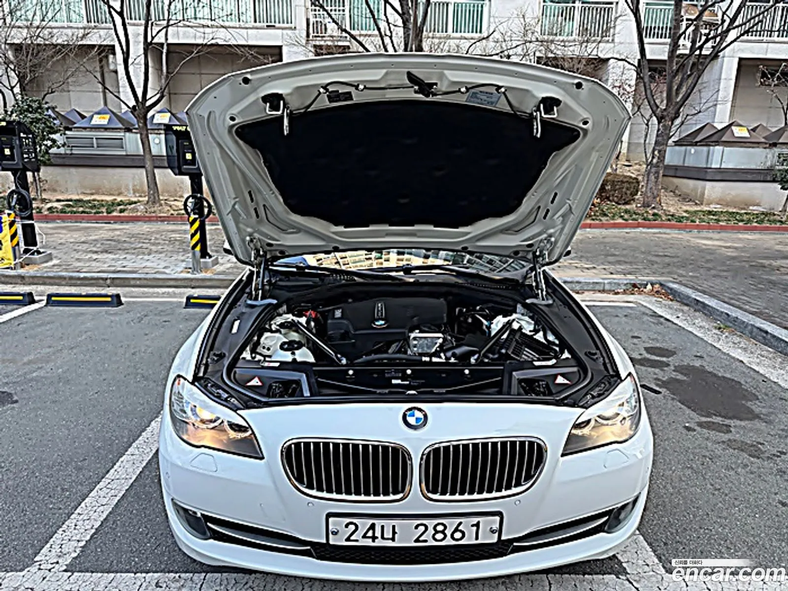 BMW 5 Series 2012 — 10