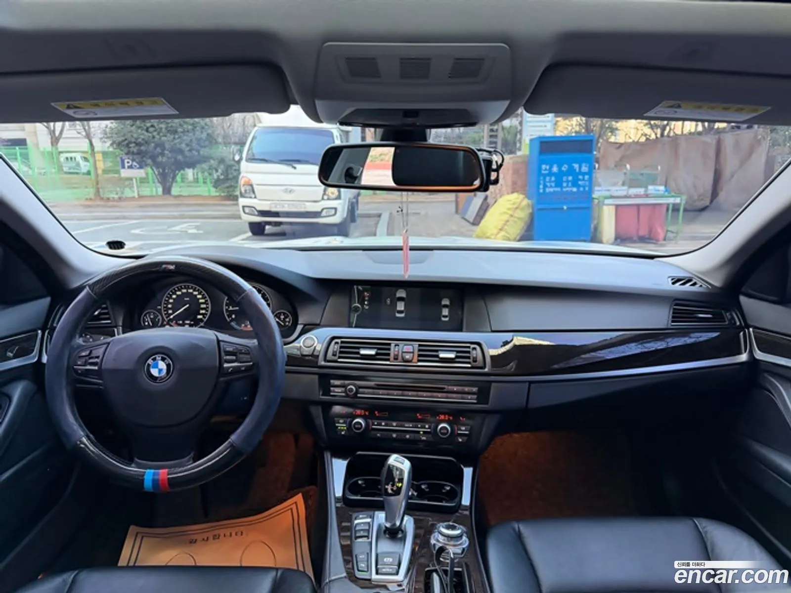 BMW 5 Series 2012 — 16