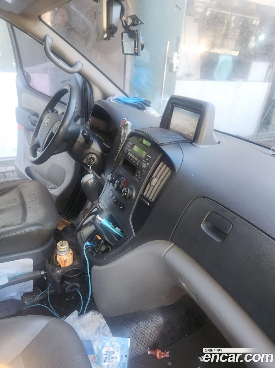 Hyundai Grand Starex 2015 — 18