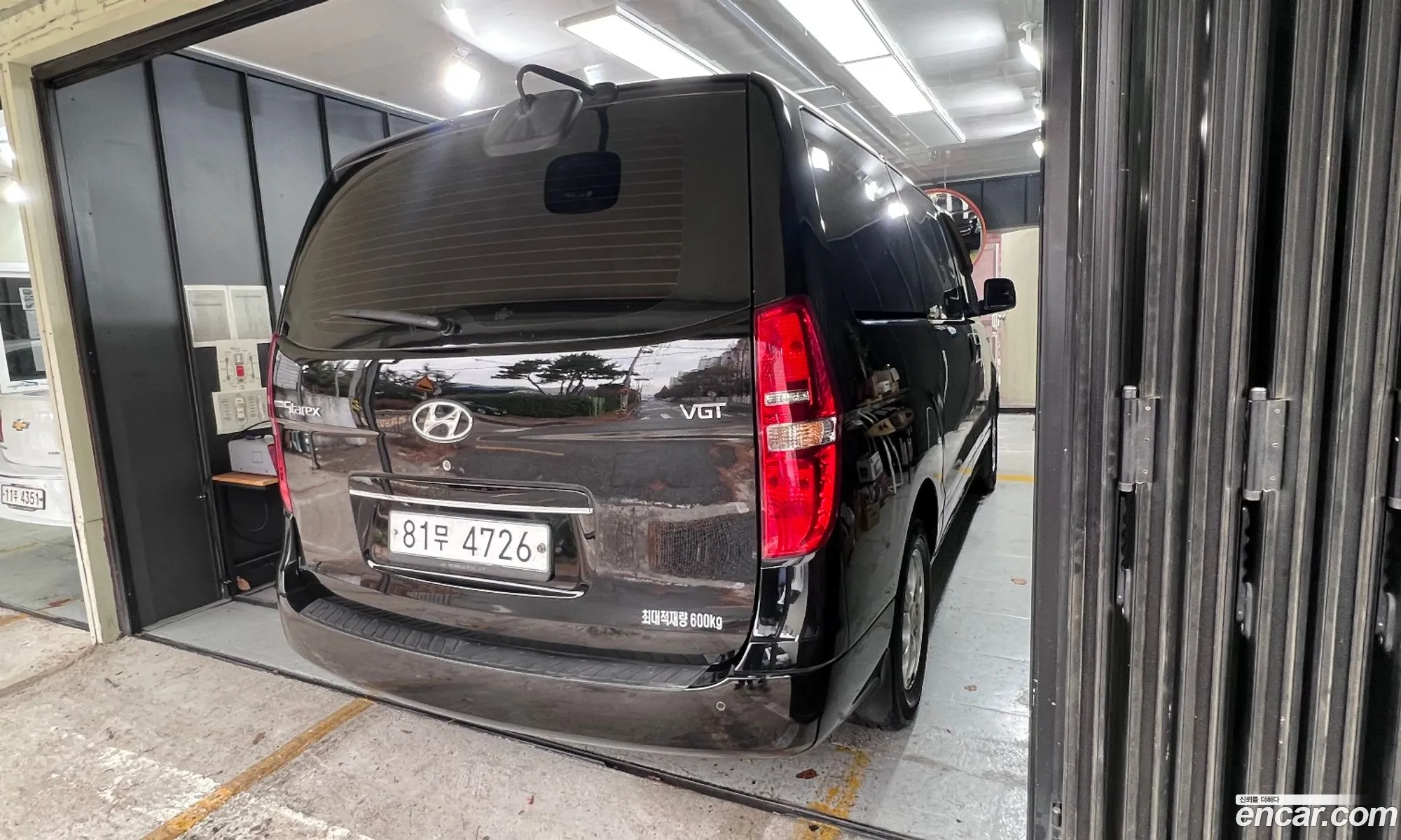 Hyundai Grand Starex 2015 — 11