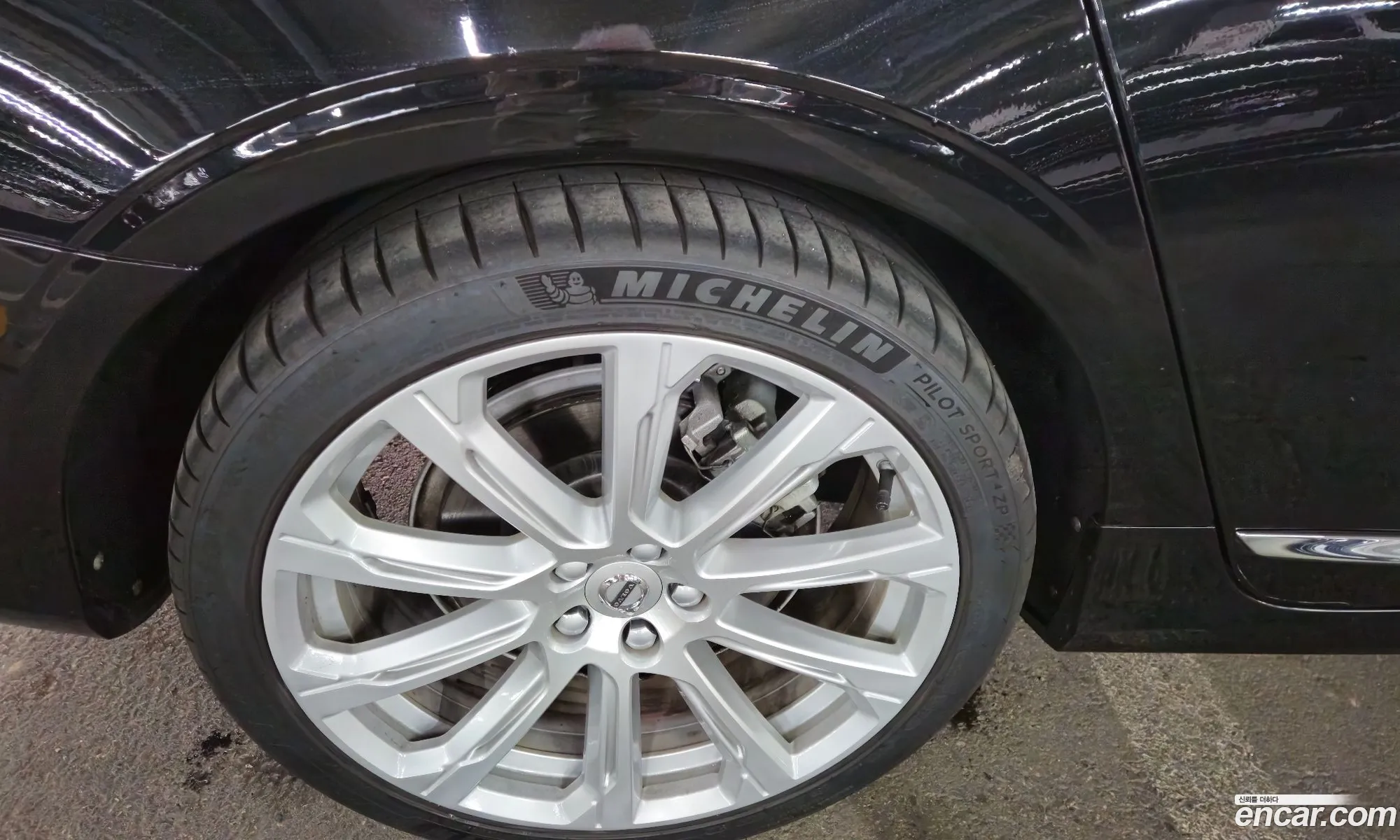 Volvo S90 2020 — 18