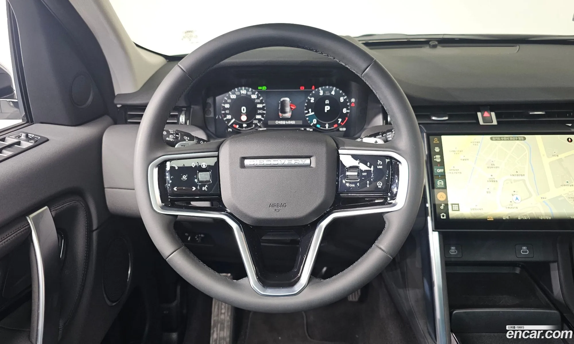 Land Rover Discovery Sport 2024 — 9
