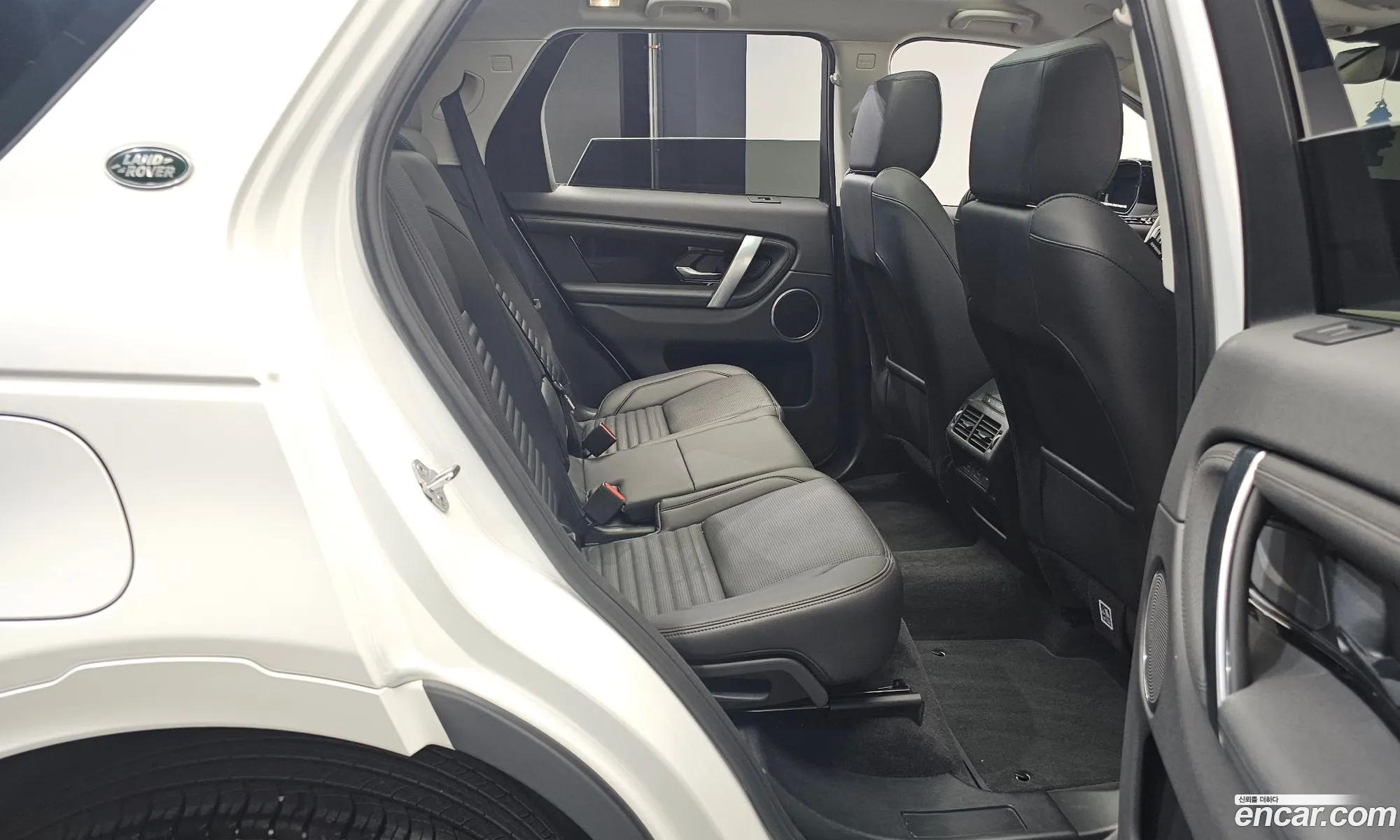 Land Rover Discovery Sport 2024 — 13