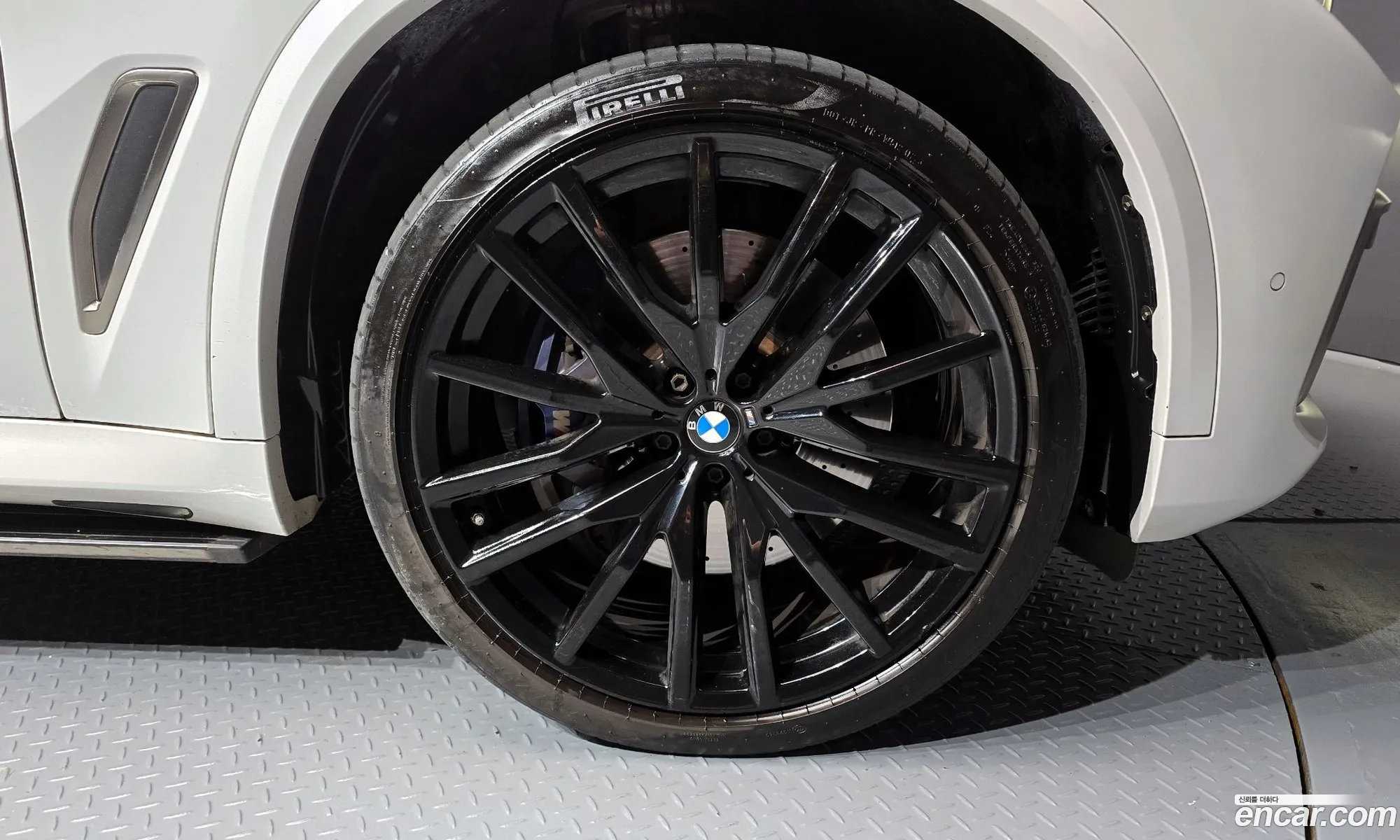 BMW X5 2019 — 4