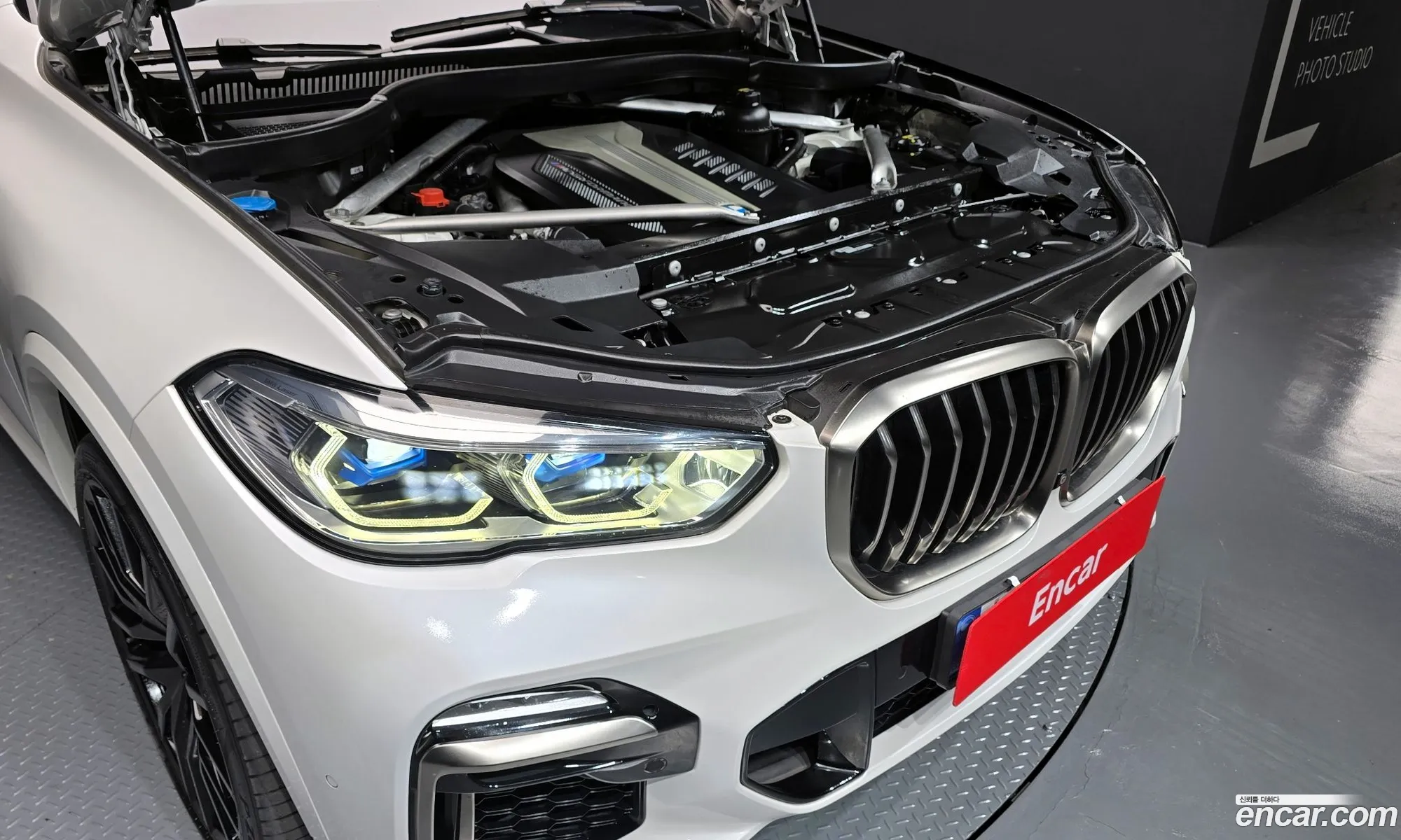BMW X5 2019 — 17