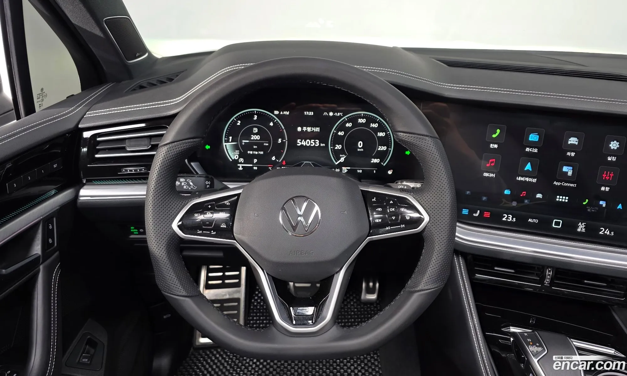 Volkswagen Touareg 2024 — 8