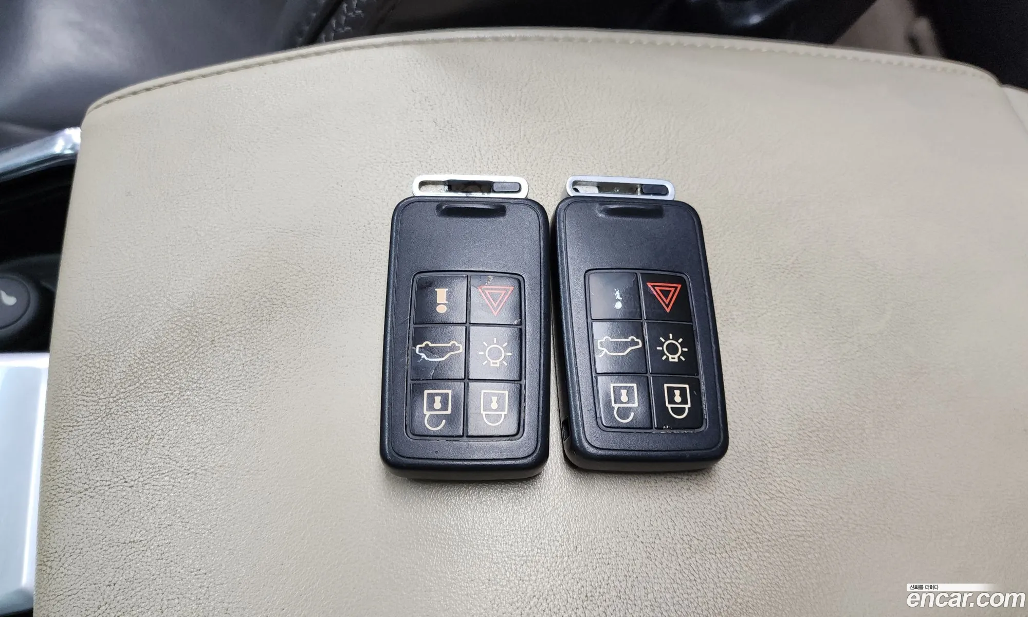 Volvo XC70 2012 YV1BZ82K6C1128104 — 9
