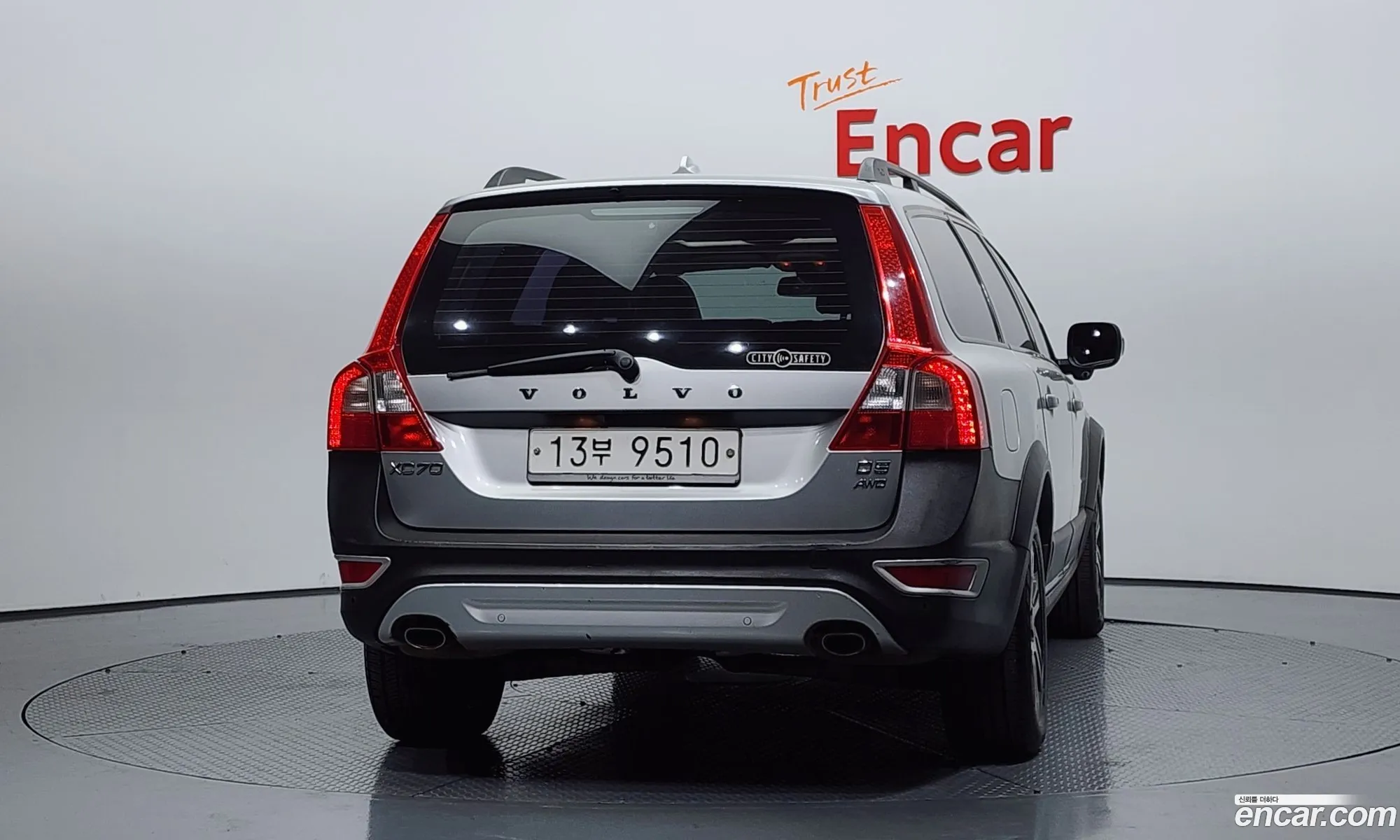 Volvo XC70 2012 YV1BZ82K6C1128104 — 3