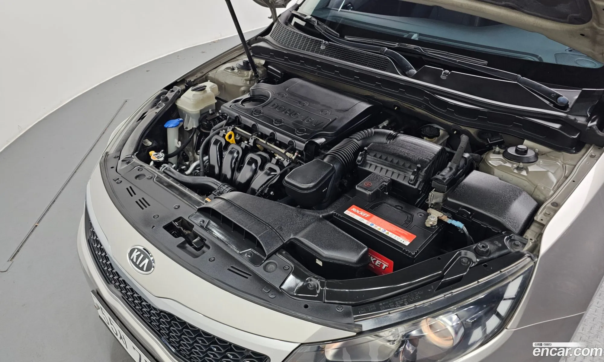 Kia K5 2010 — 11