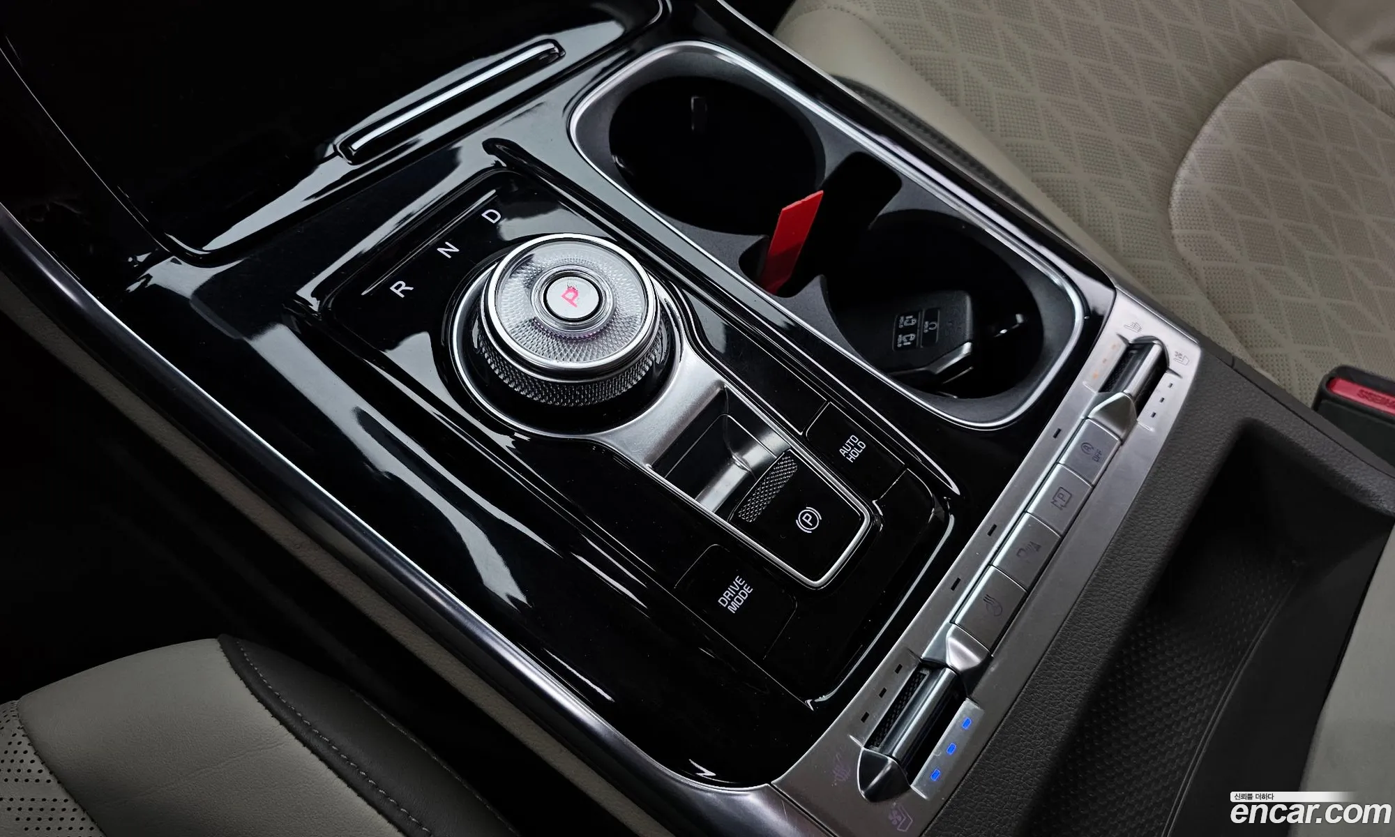 Kia Carnival 2022 — 2
