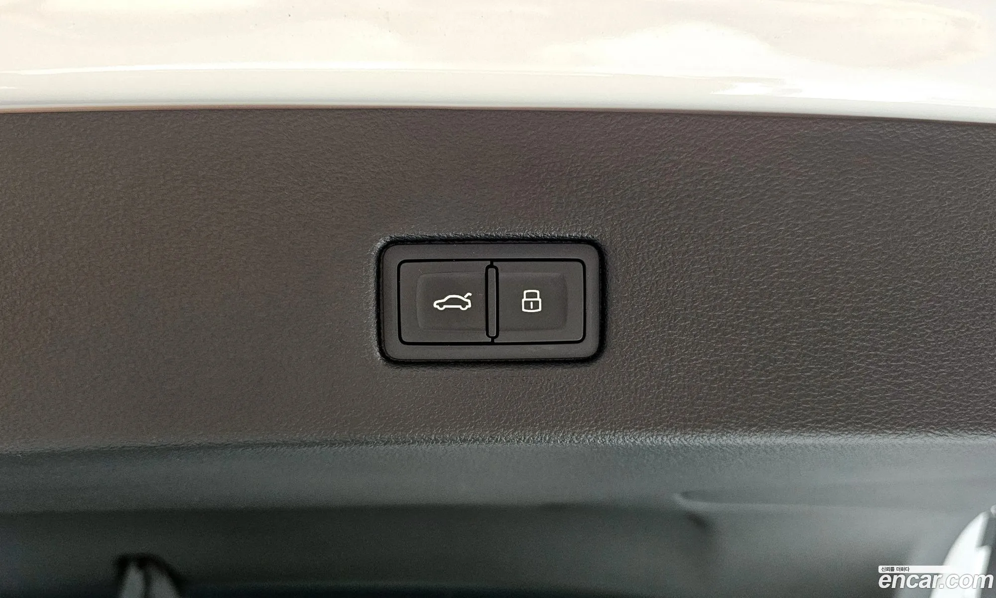 Audi A7 2022 WAUZZZF26NN000294 — 7