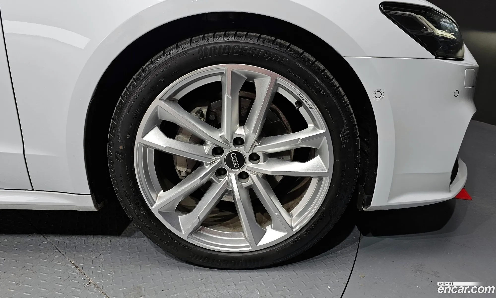 Audi A7 2022 WAUZZZF26NN000294 — 4
