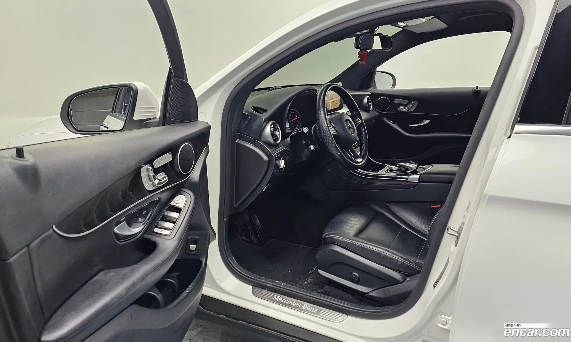 Mercedes-Benz GLC-Class X253