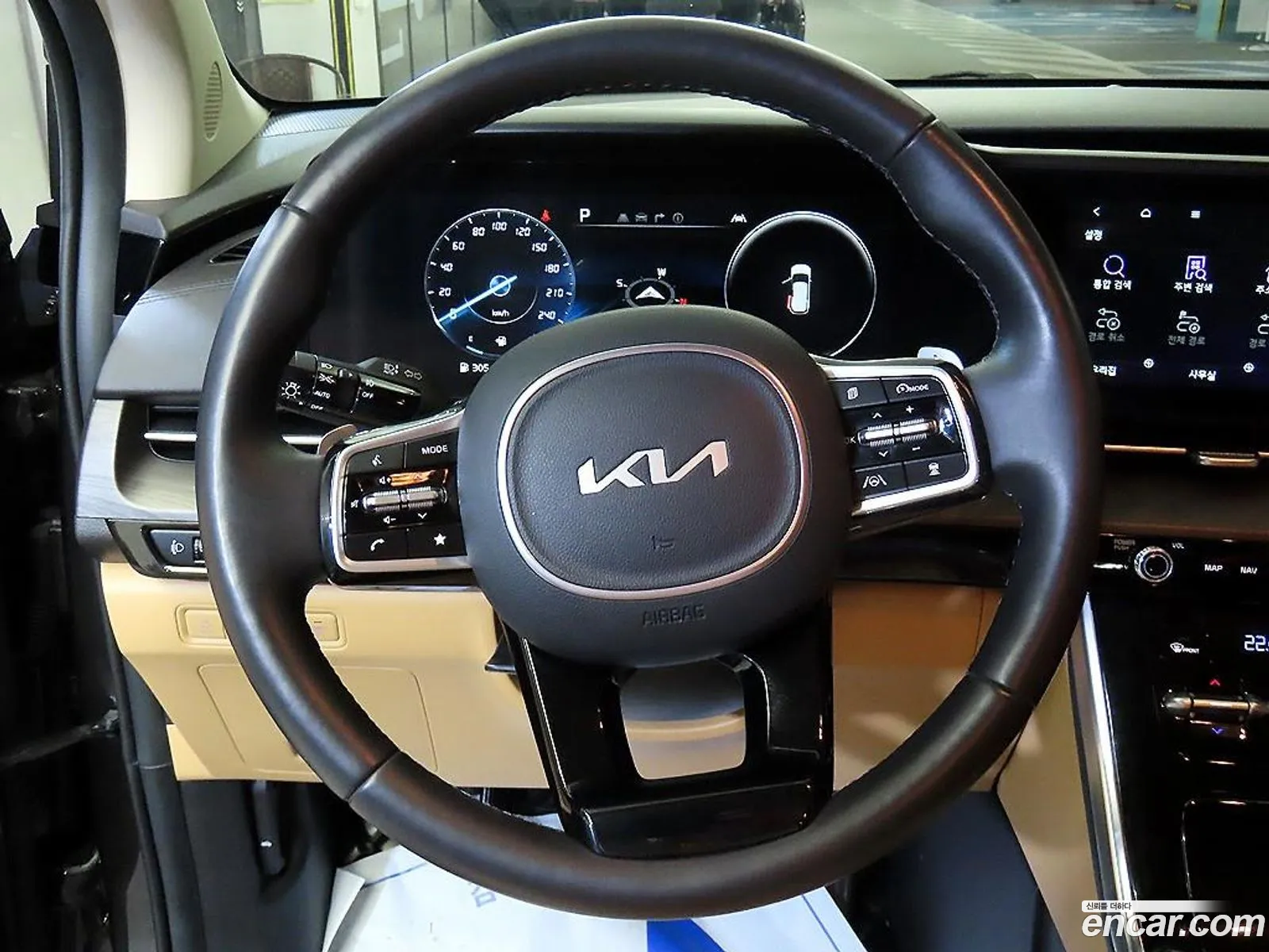 Kia Carnival 2022 — 3