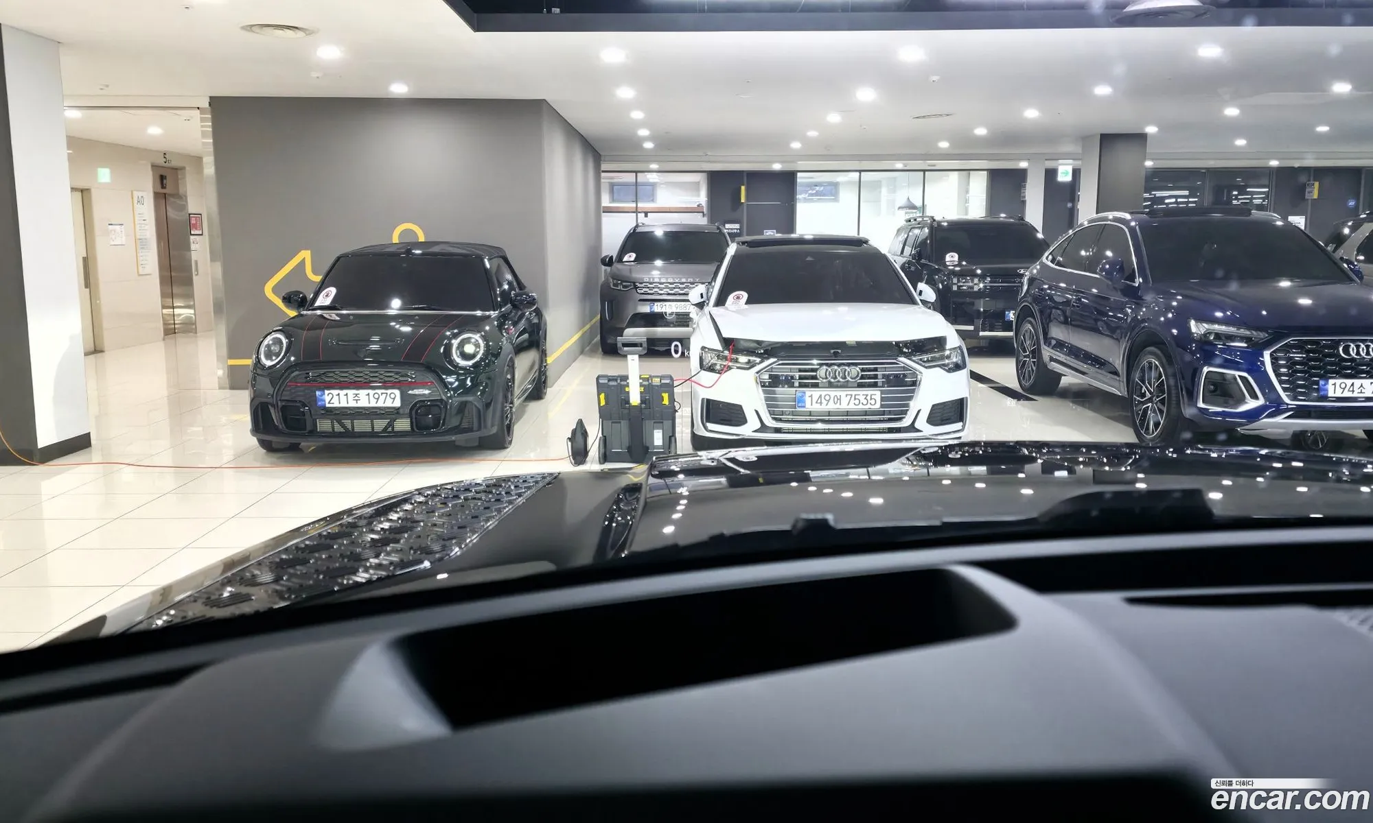 Land Rover Range Rover Evoque 2025 — 10