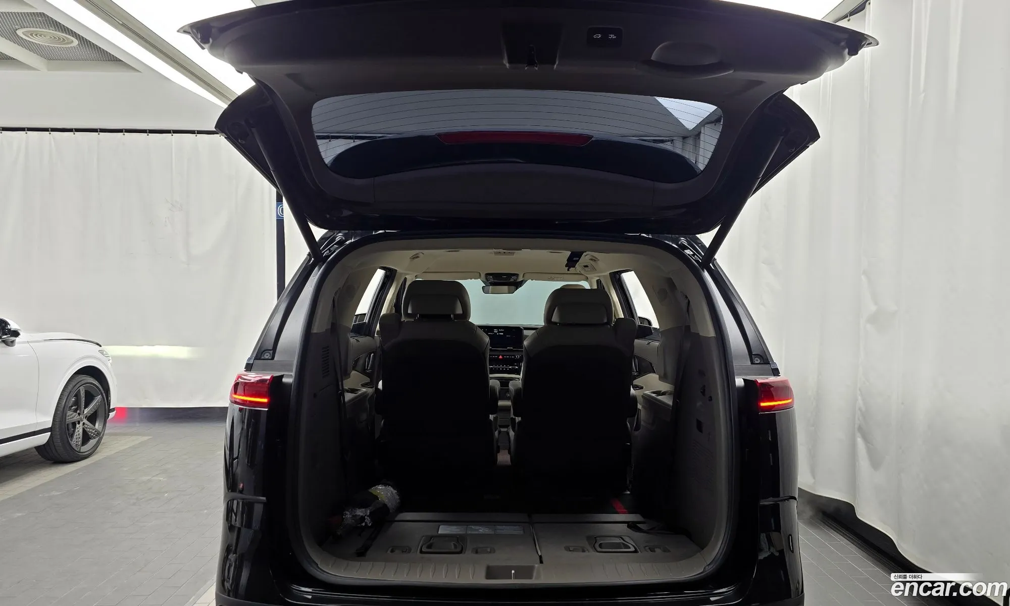 Kia Carnival 2021 KNANE813BMS101197 — 5