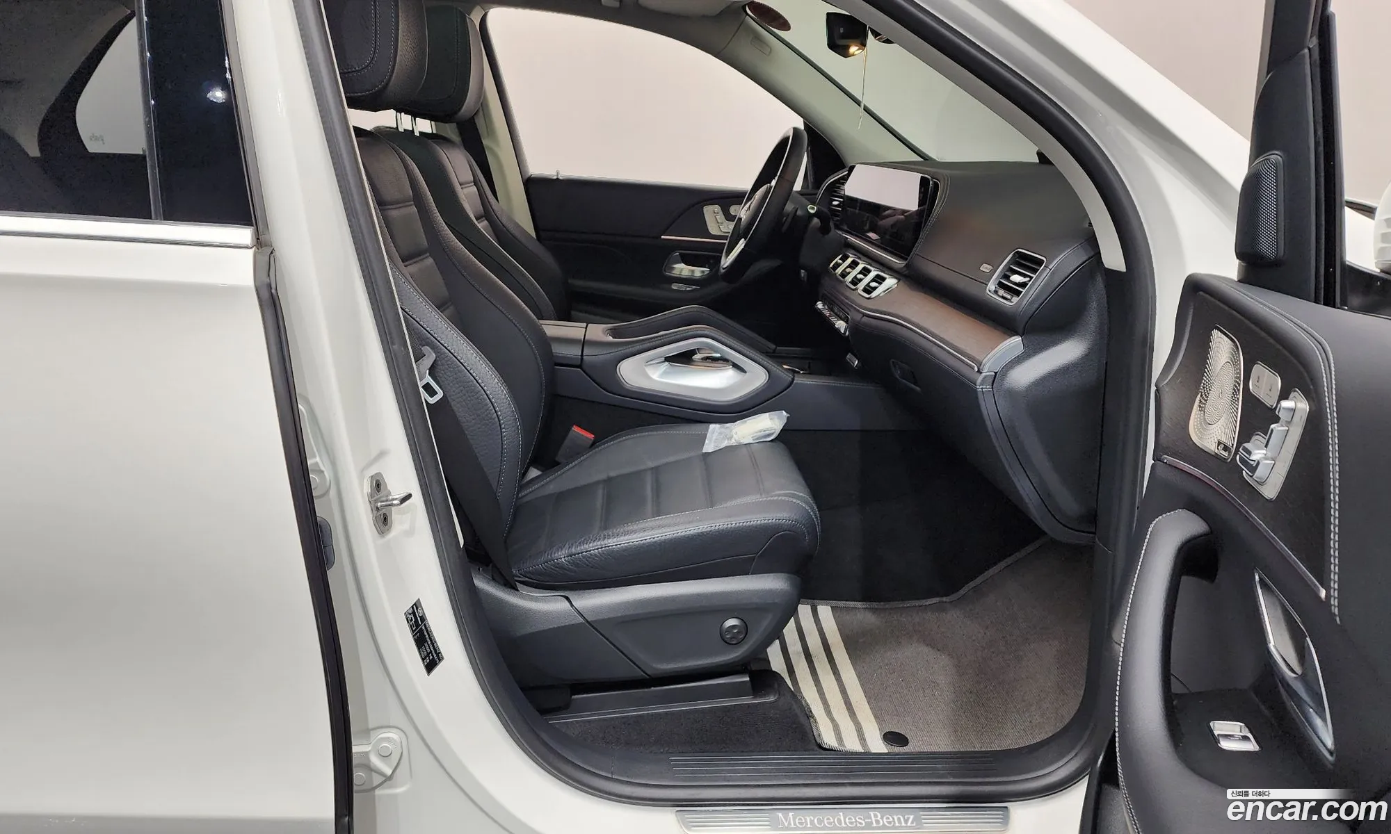 Mercedes-Benz GLE-Class W167 2021 — 14