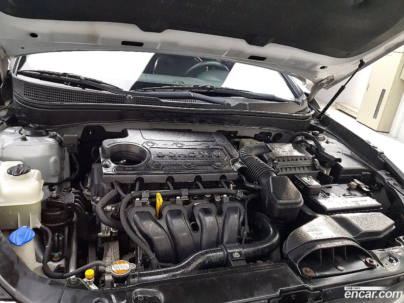 Hyundai YF Sonata 2011 — 2